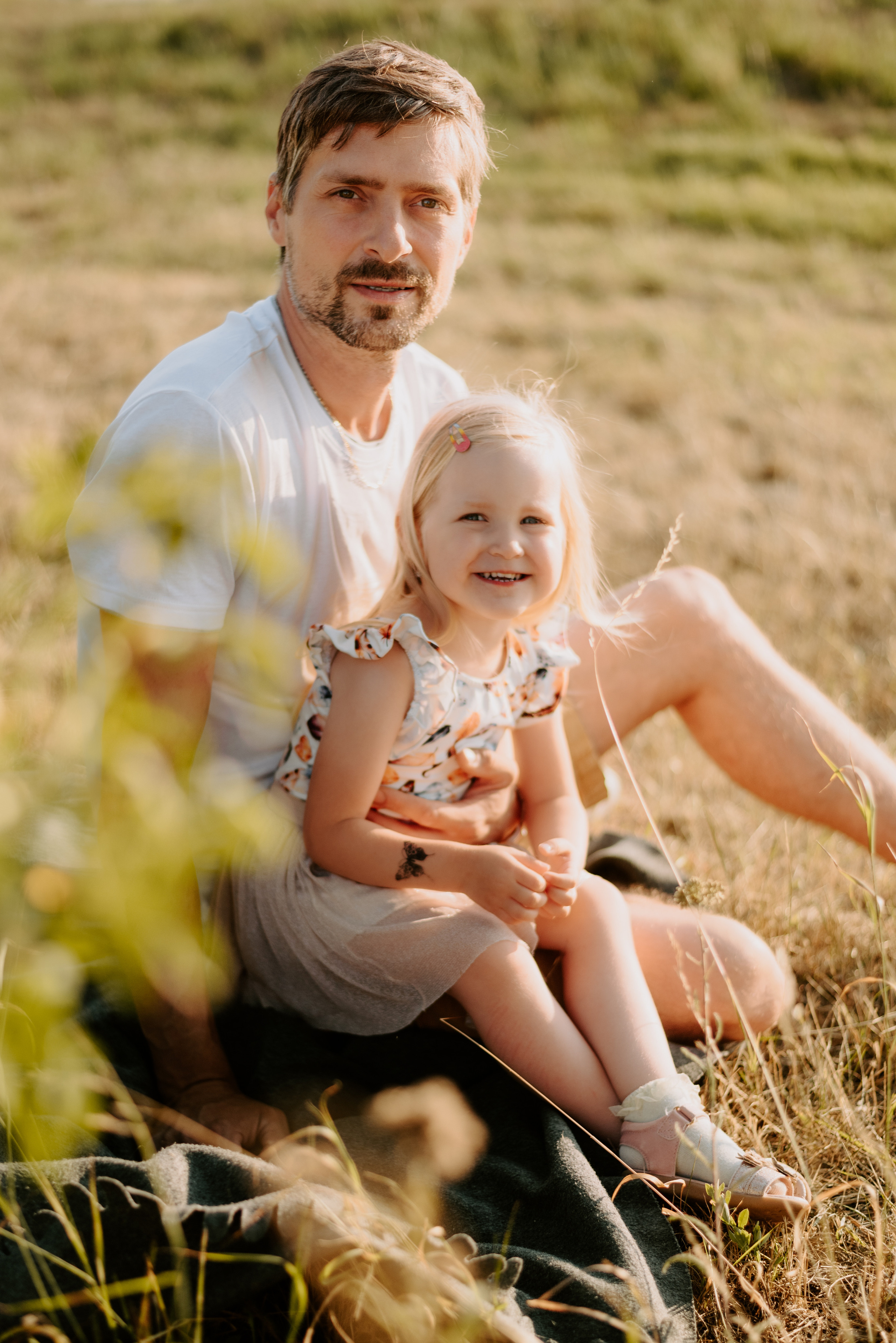 Lucka and family. Lifestyle, wedding and family photographer