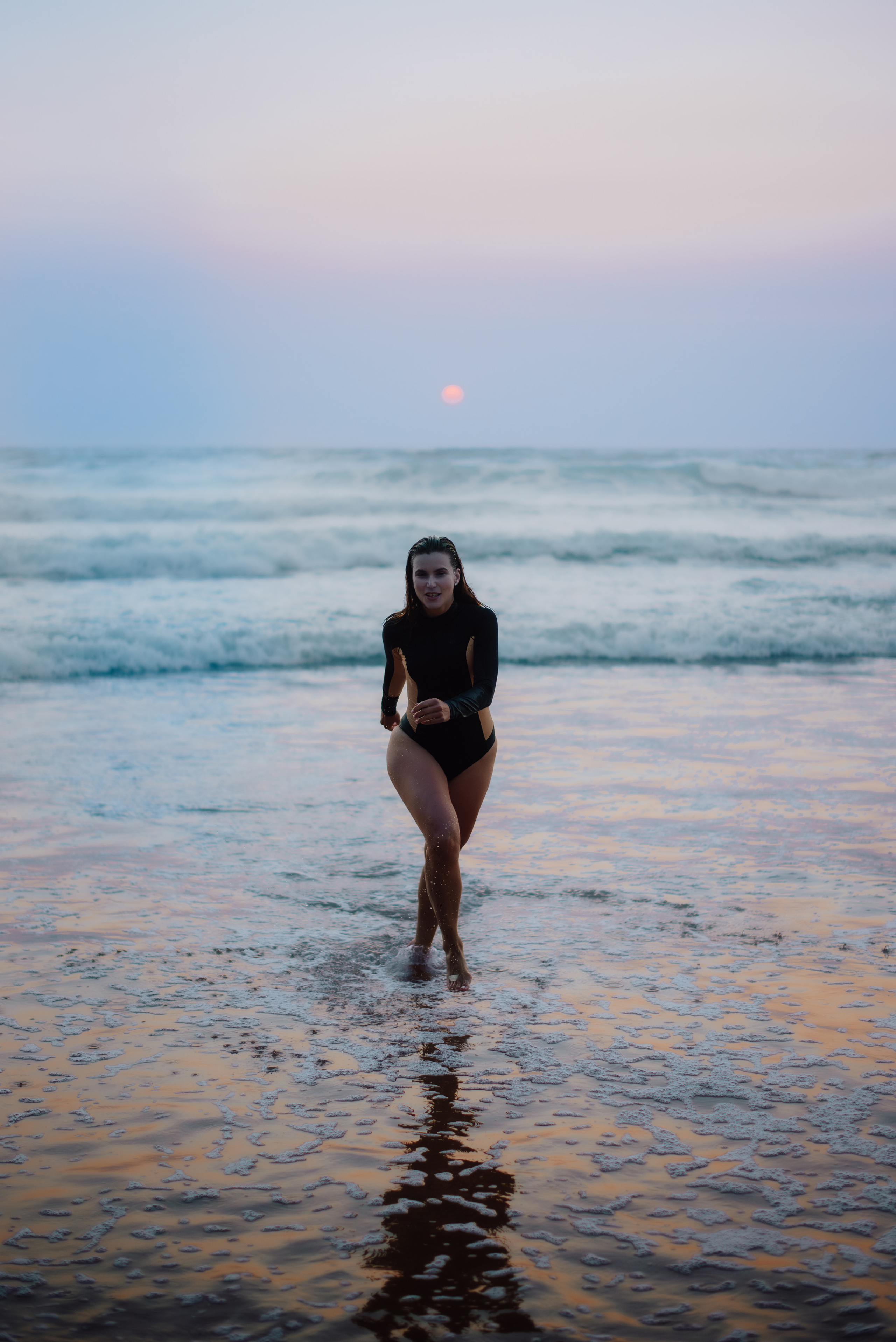 Fashion photo session at the beach. Lifestyle, wedding and family photographer