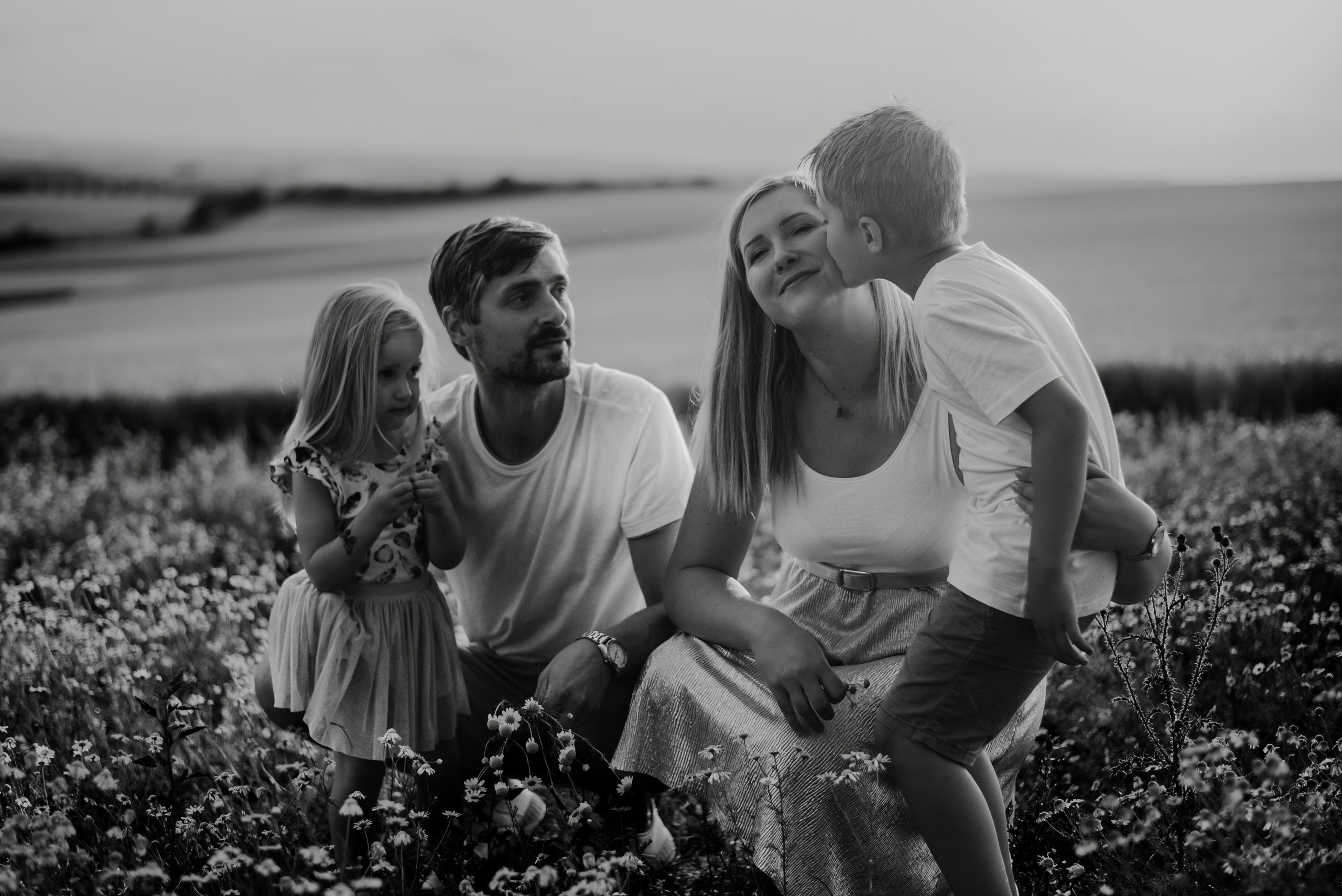 Lucka and family. Lifestyle, wedding and family photographer