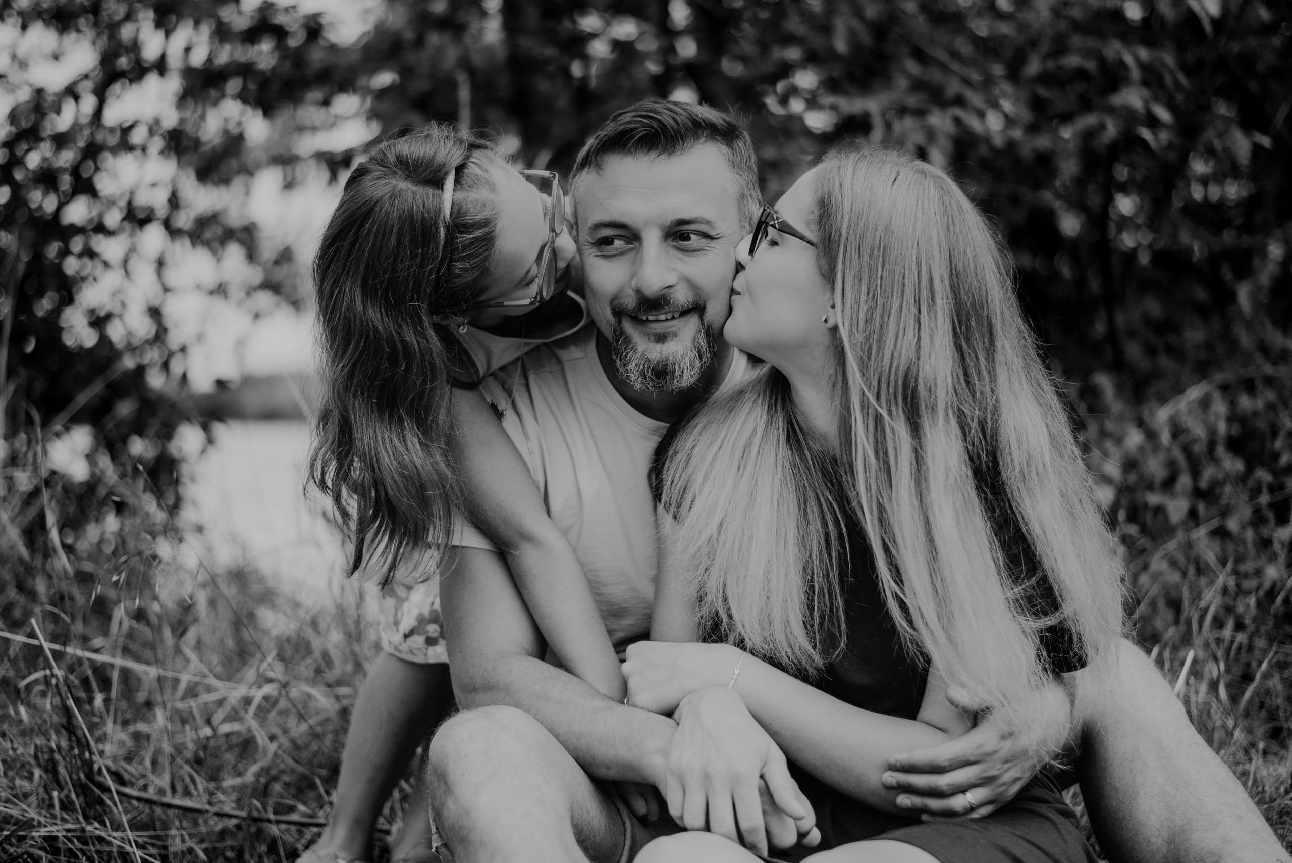 Hanka and family. Lifestyle, wedding and family photographer