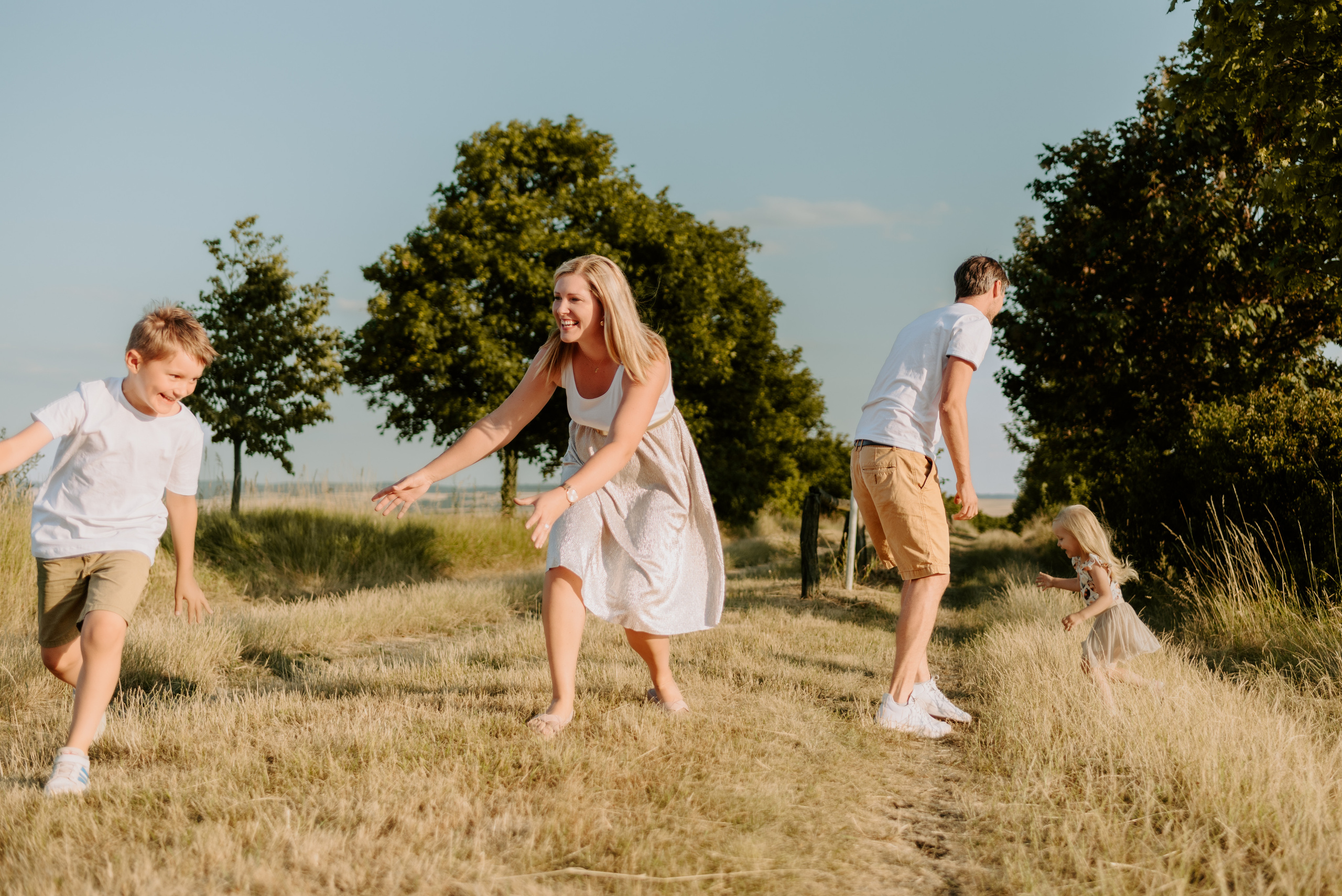 Lucka and family. Lifestyle, wedding and family photographer