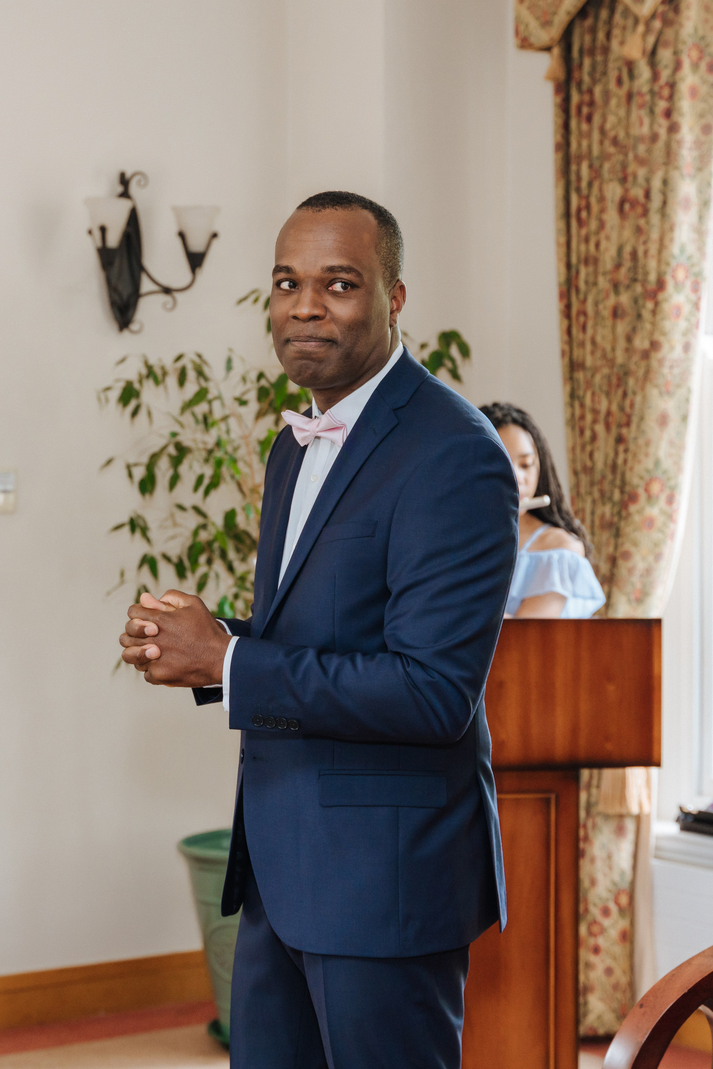 St Albans Register Office, St Albans Register Office wedding , St Albans, wedding in St Albans, civil ceremony in St Albans Register Office, small wedding, photographer for small wedding in St Albans Register Office