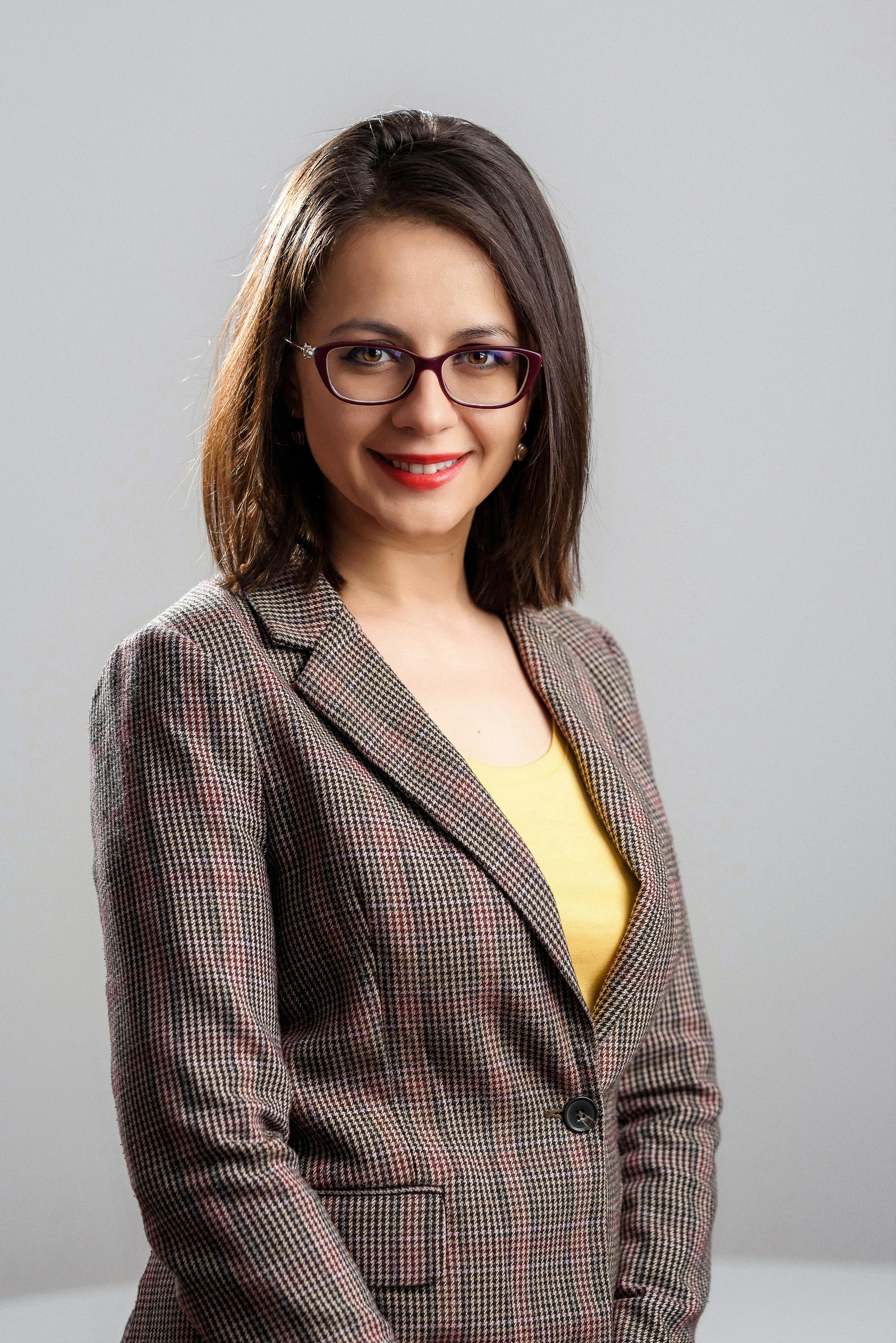 Studio & Portret. George Boicu — Fotograf — Gura Humorului