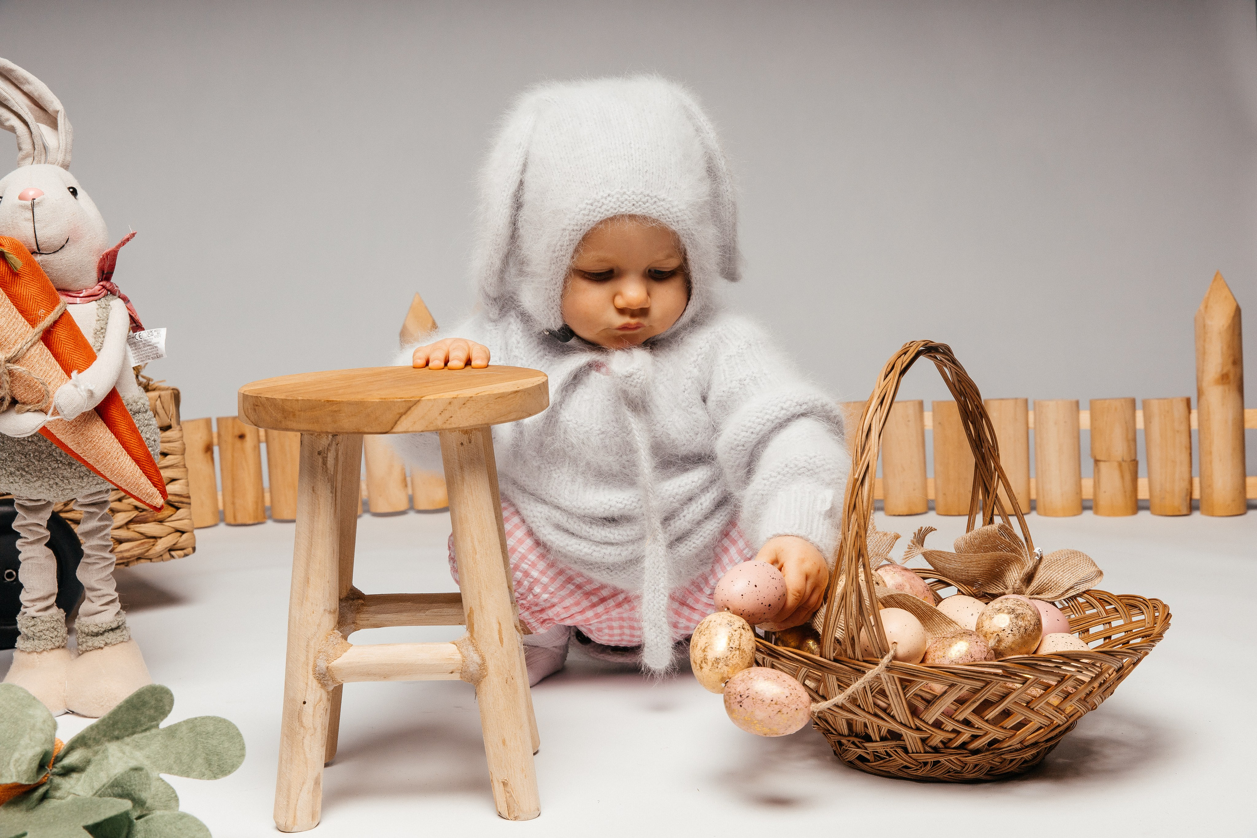 Easter Photoshoot. Https://valphoto.wfolio.pro/
