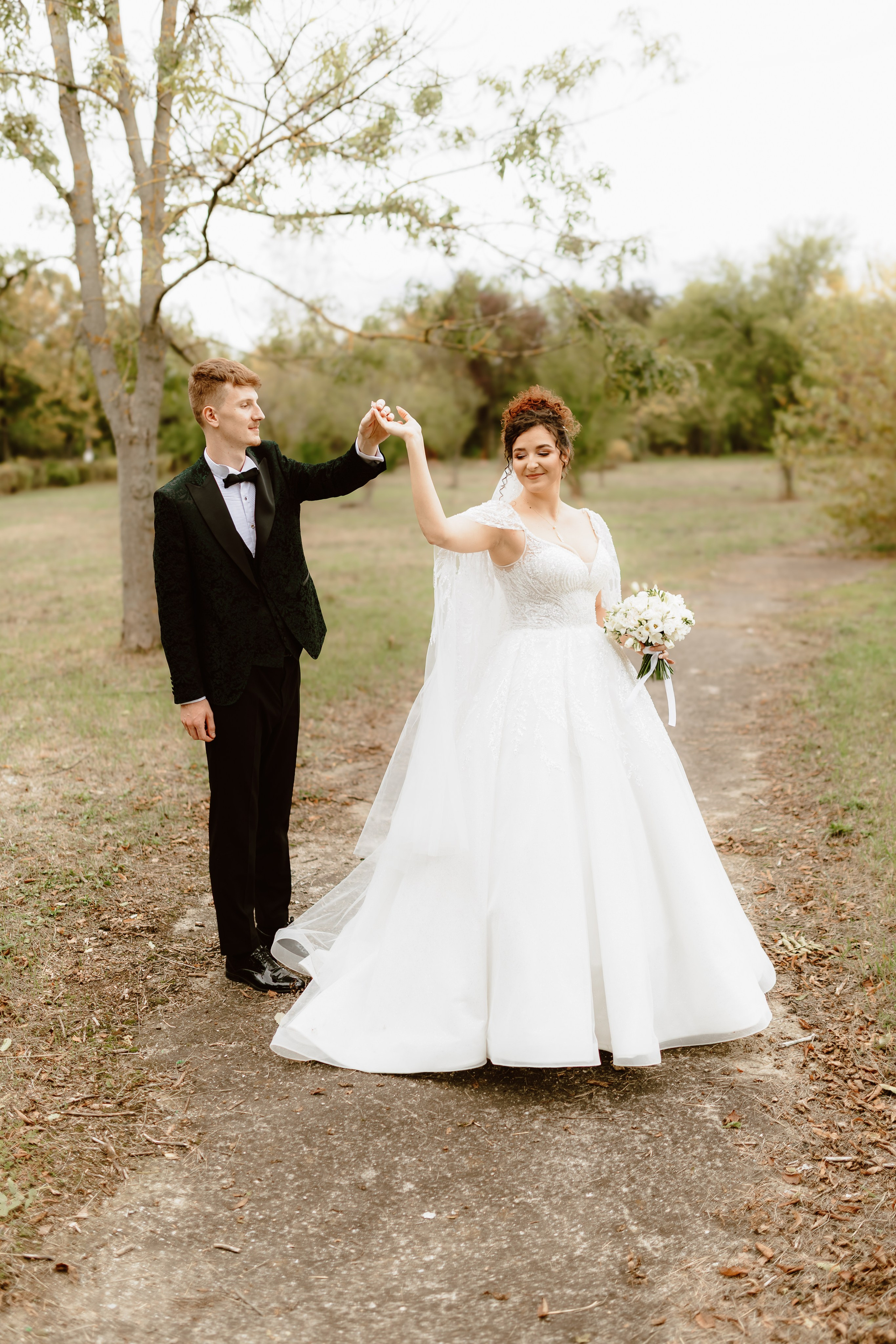Alexandra & Adrian 🍀🧡🌿. Stefan Teodorescu — Fotograf de Nunta