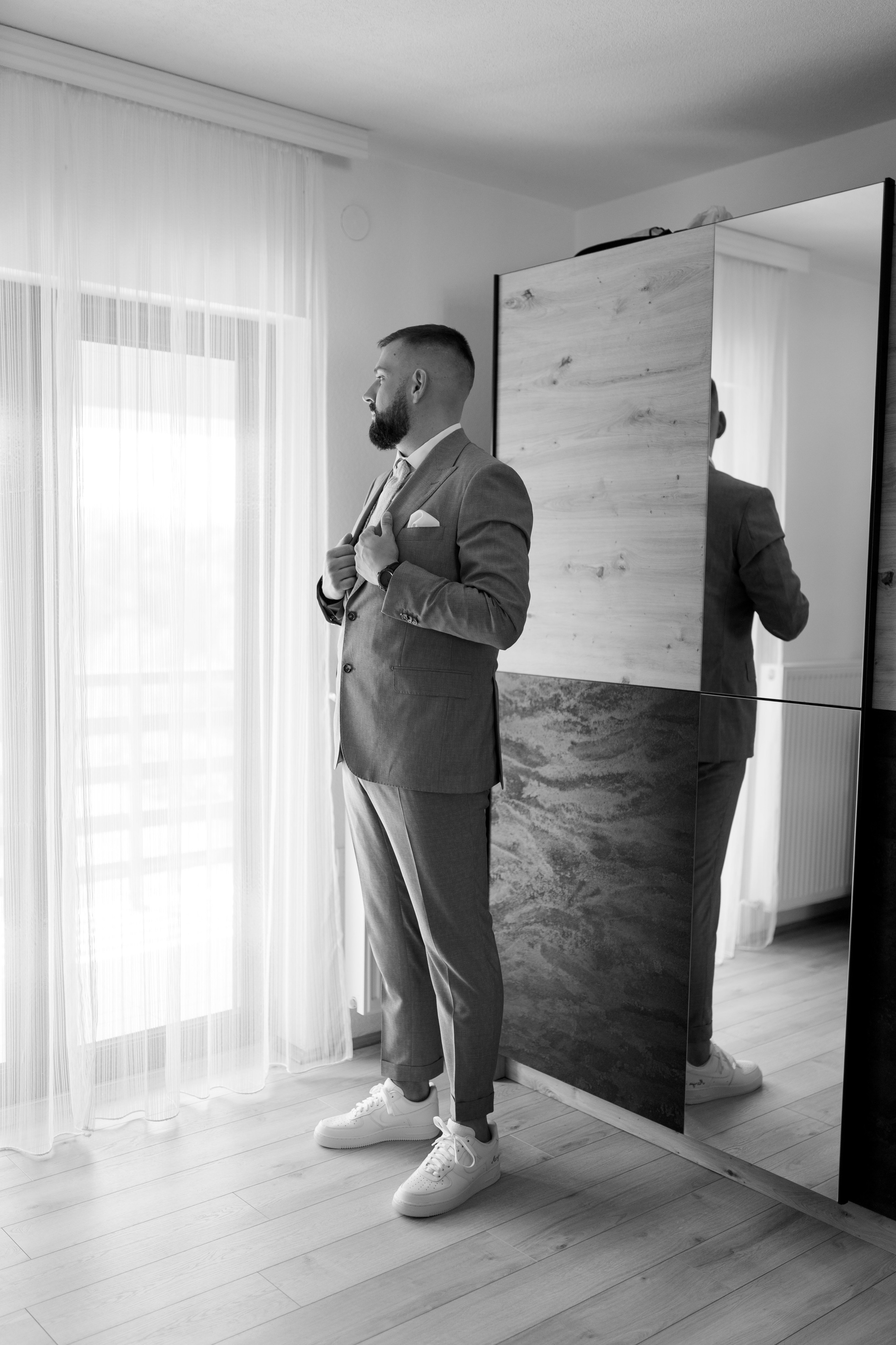 M&D|Between City Lights and Hidden Oasis. Black Sheep Produkcija| Wedding Photography and Wedding Films, based in Kragujevac, Europe / Fotograf i videograf, Kragujevac, Srbija