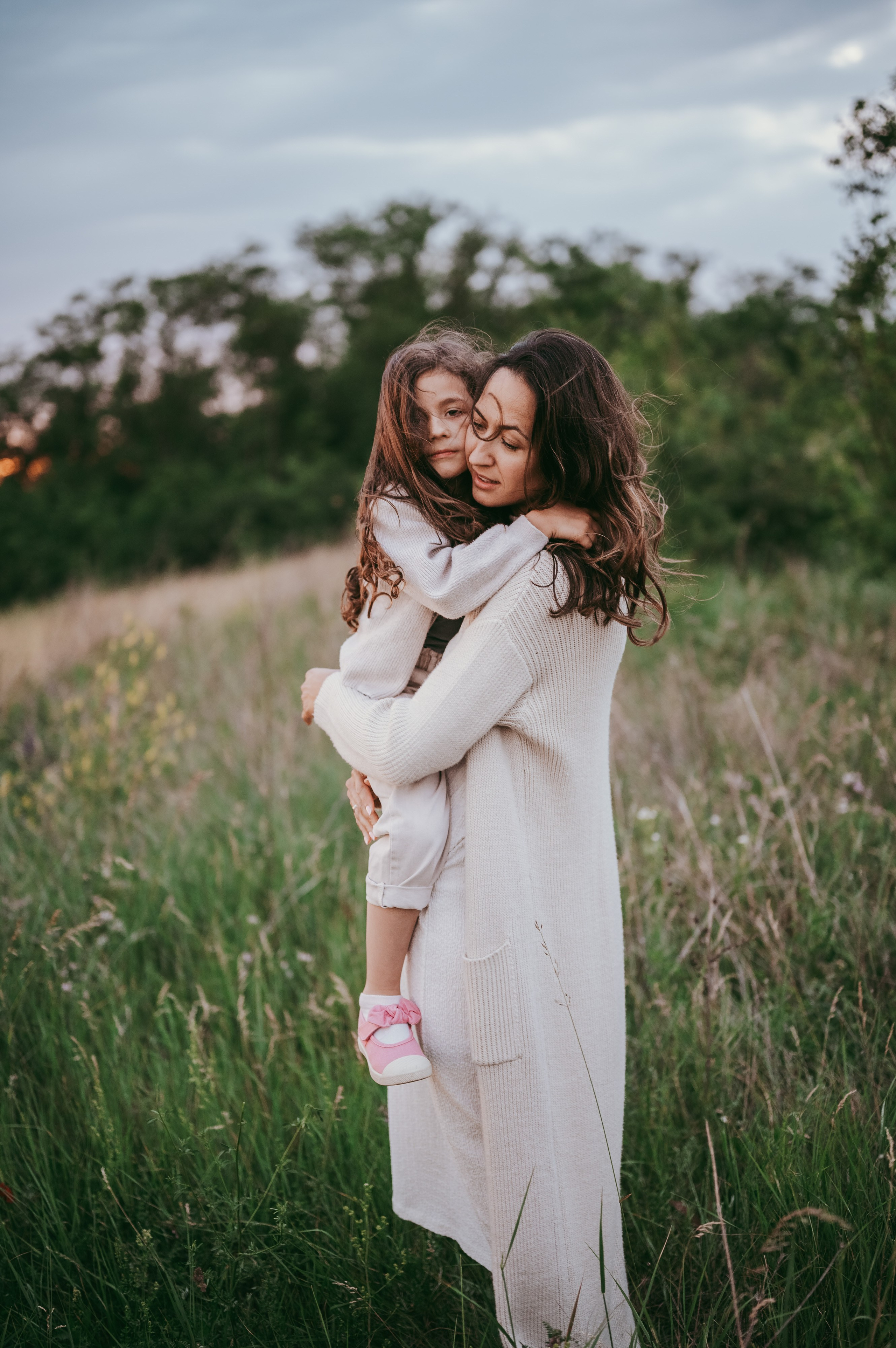 Bojana i Srna / mammy and me photosession. Deciji i porodicni fotograf u Beogradu Oksana Skendzic