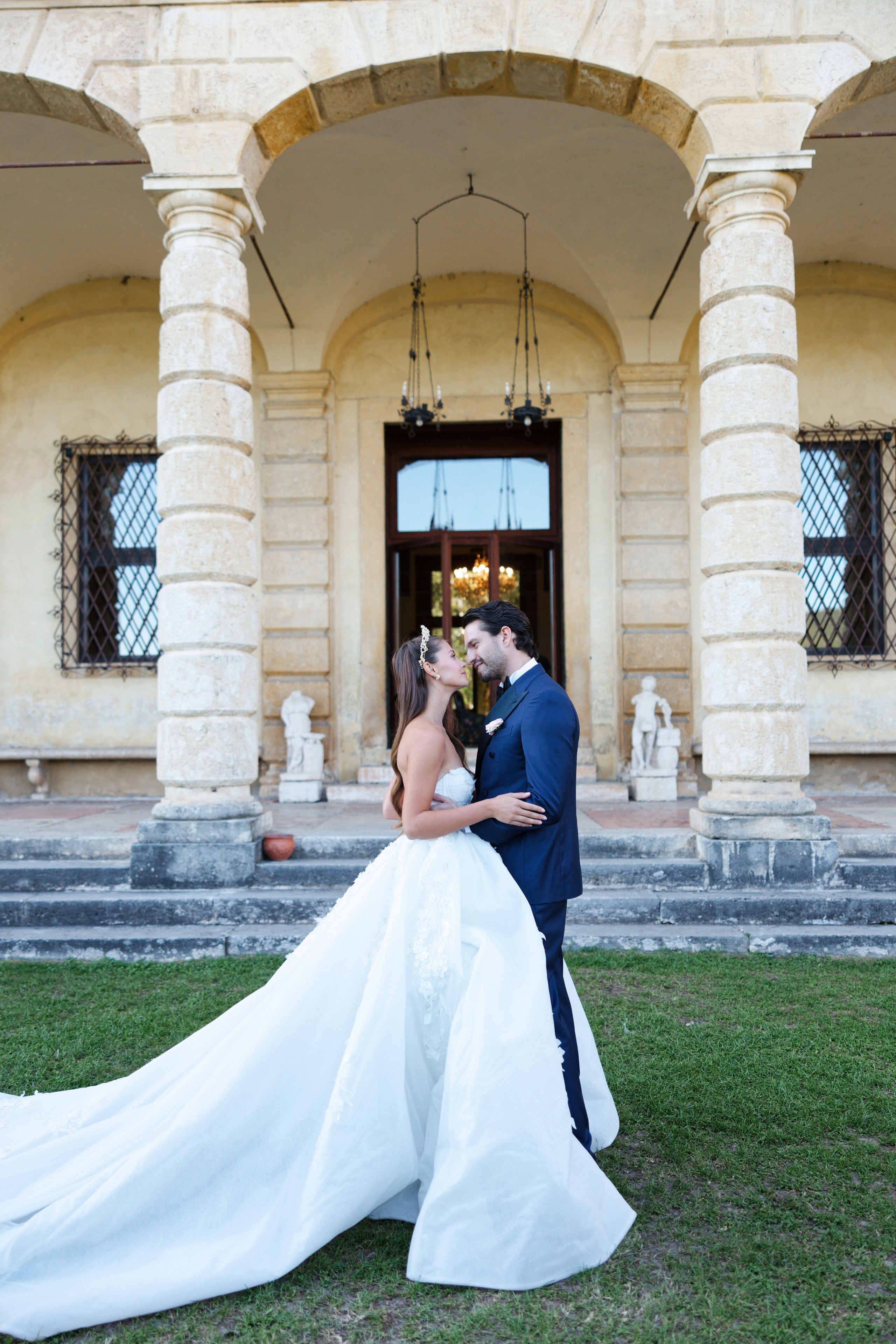 Wedding editorial at Villa Arvedi, Verona, Italy