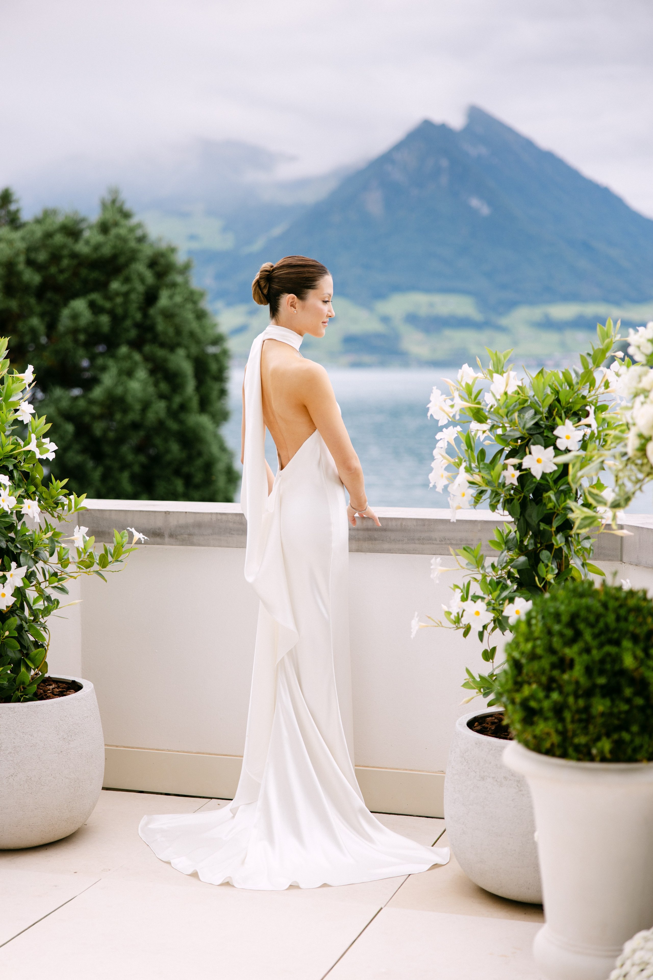 Intimate wedding at Parkhotel Vitznau on Lake Lucerne. Wedding and Family Photographer Switzerland and Italy. Valeria Diaz