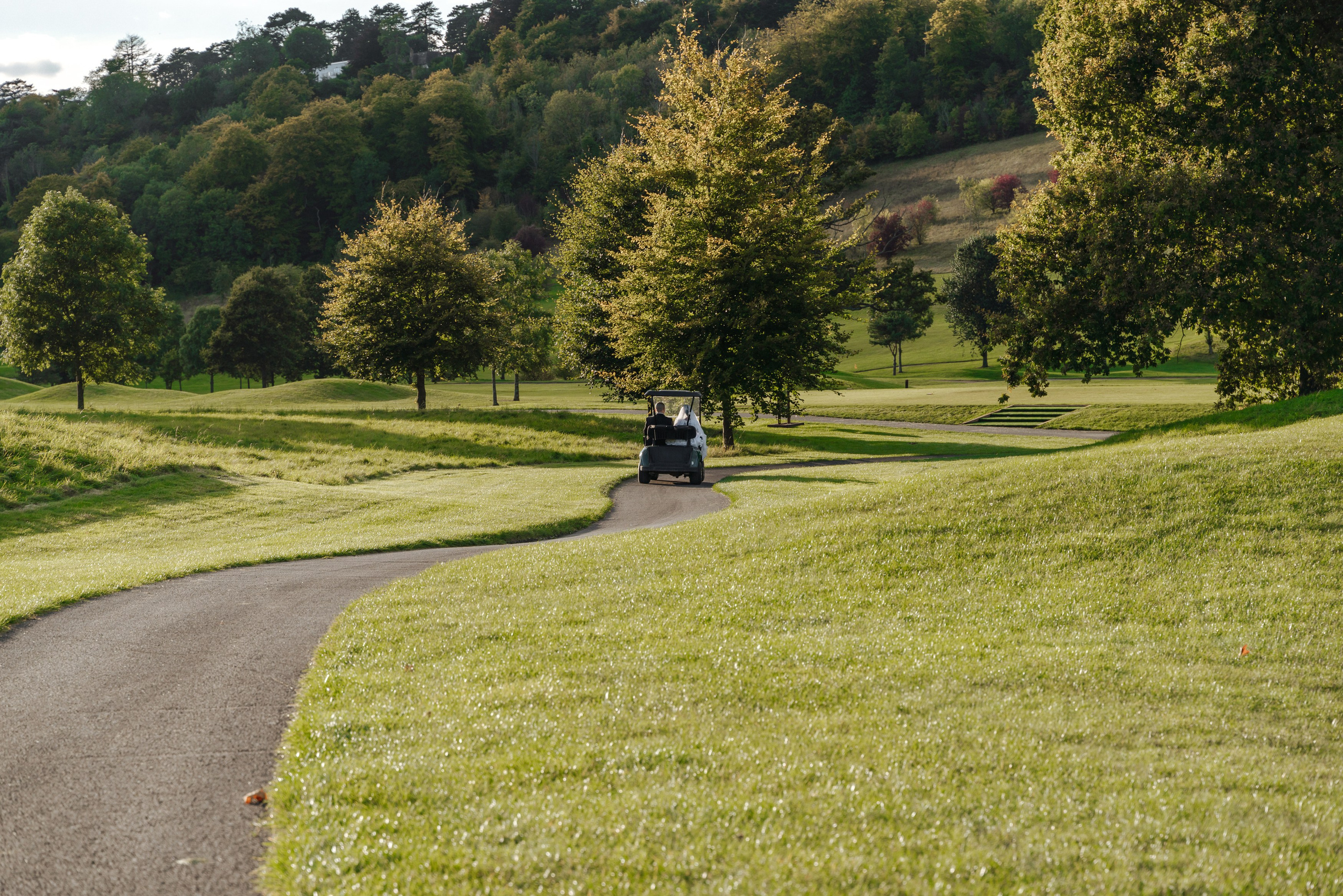 A wedding at Woldingham Golf Club, Woldingham Golf Club wedding, wedding photographer at Woldingham Golf Club