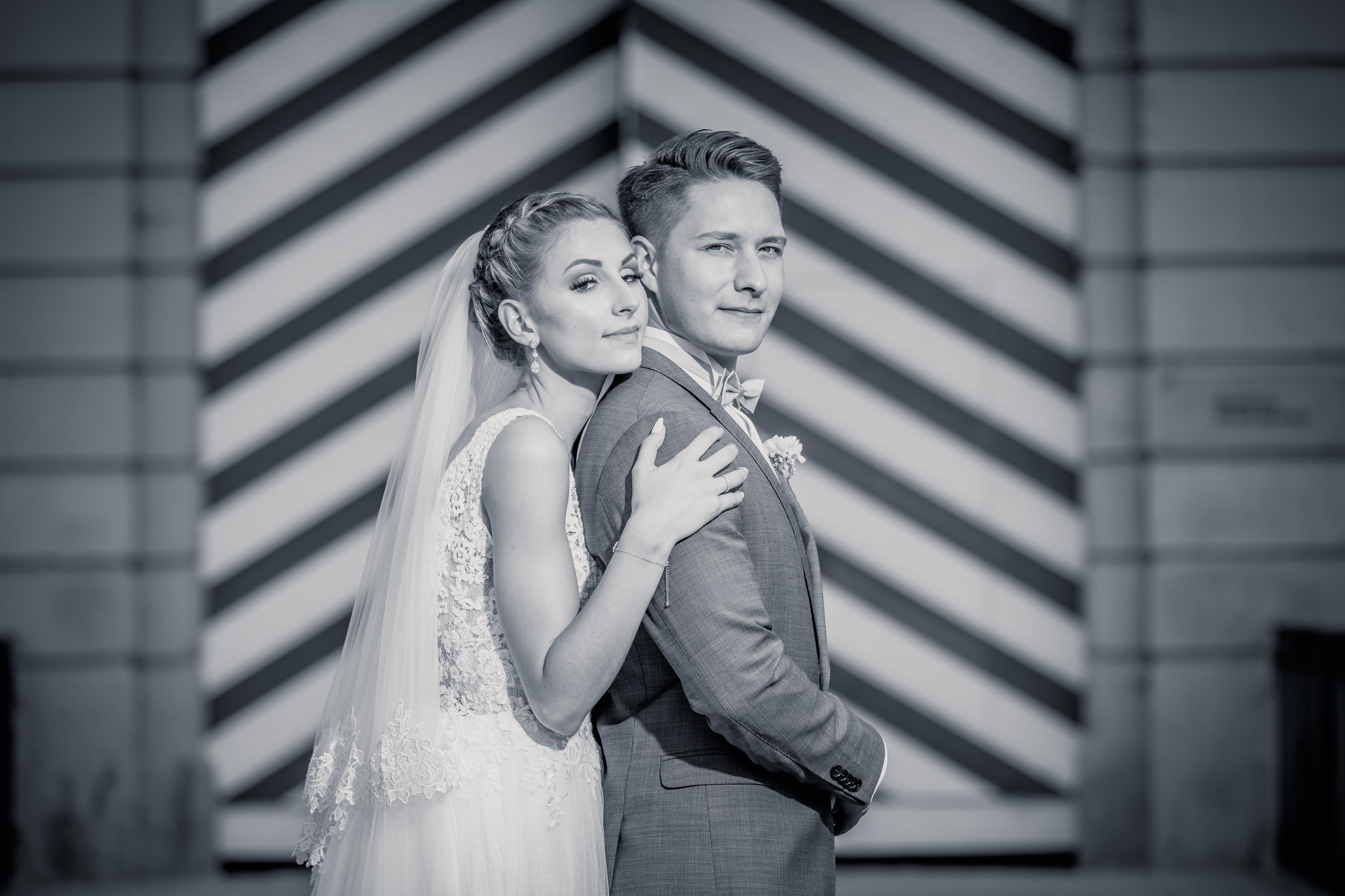 Hochzeitsfotograf Deutschland – Emotionale Fotos. Fotograf Sergej Nevelskij in Dortmund — Emotionale Hochzeitsfilme, Immobilienaufnahmen & individuelle Fotobücher