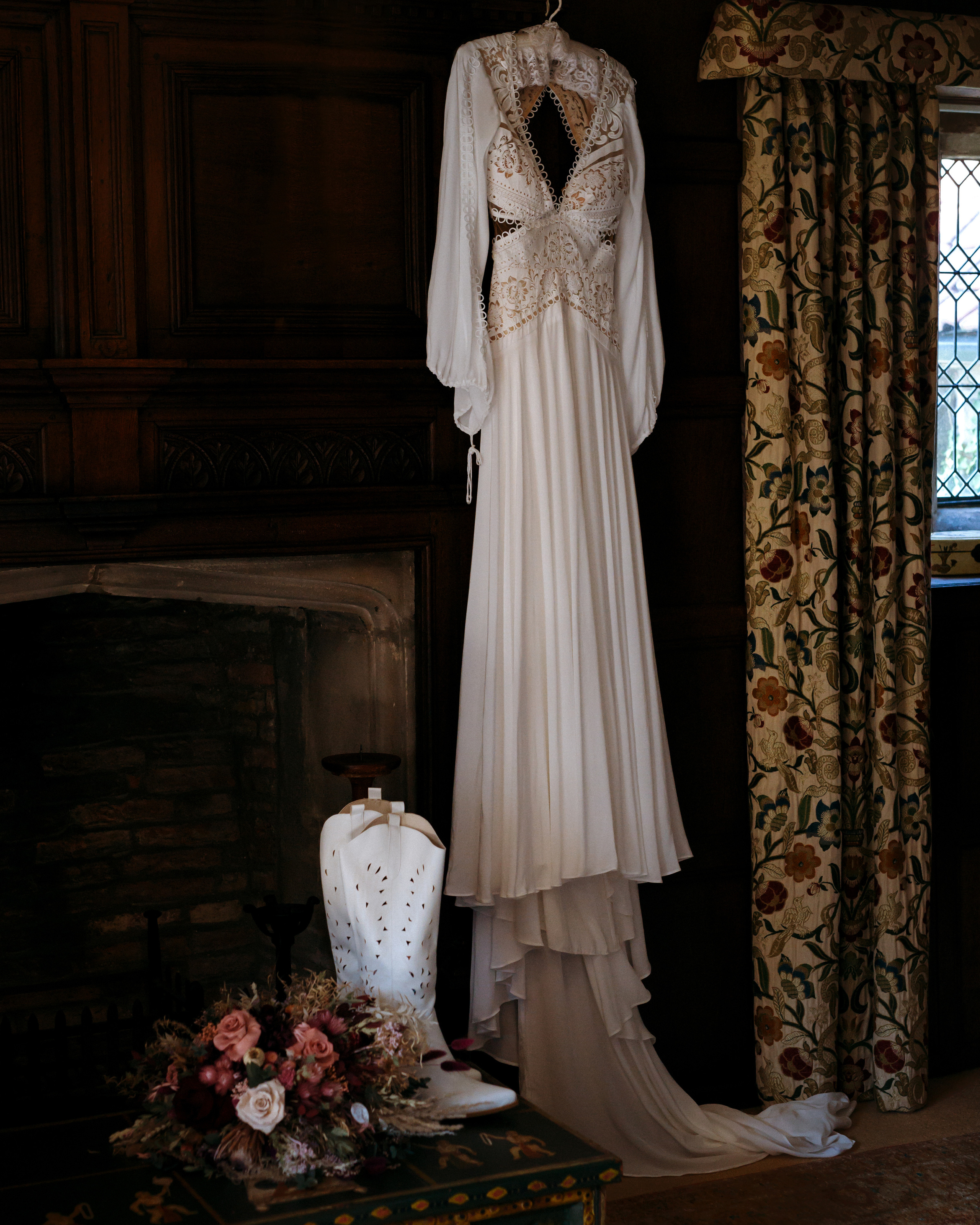 Elegant Crayke Manor Wedding | Yorkshire Real Wedding. Rapley Photography | West Yorkshire Wedding & Portrait Photographer