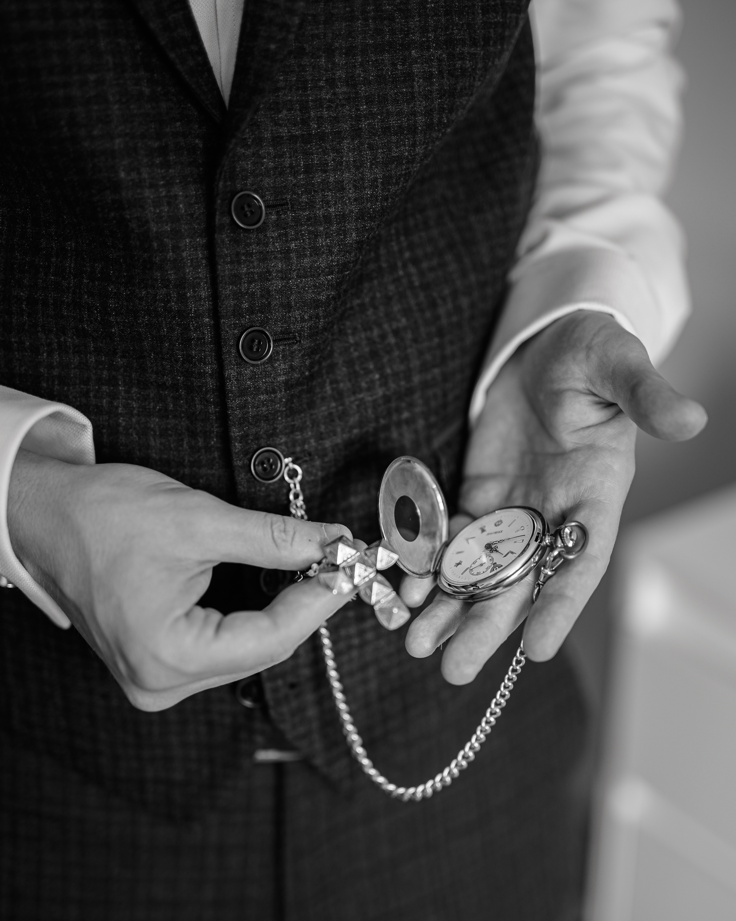 Elegant Crayke Manor Wedding | Yorkshire Real Wedding. Rapley Photography | West Yorkshire Wedding & Portrait Photographer