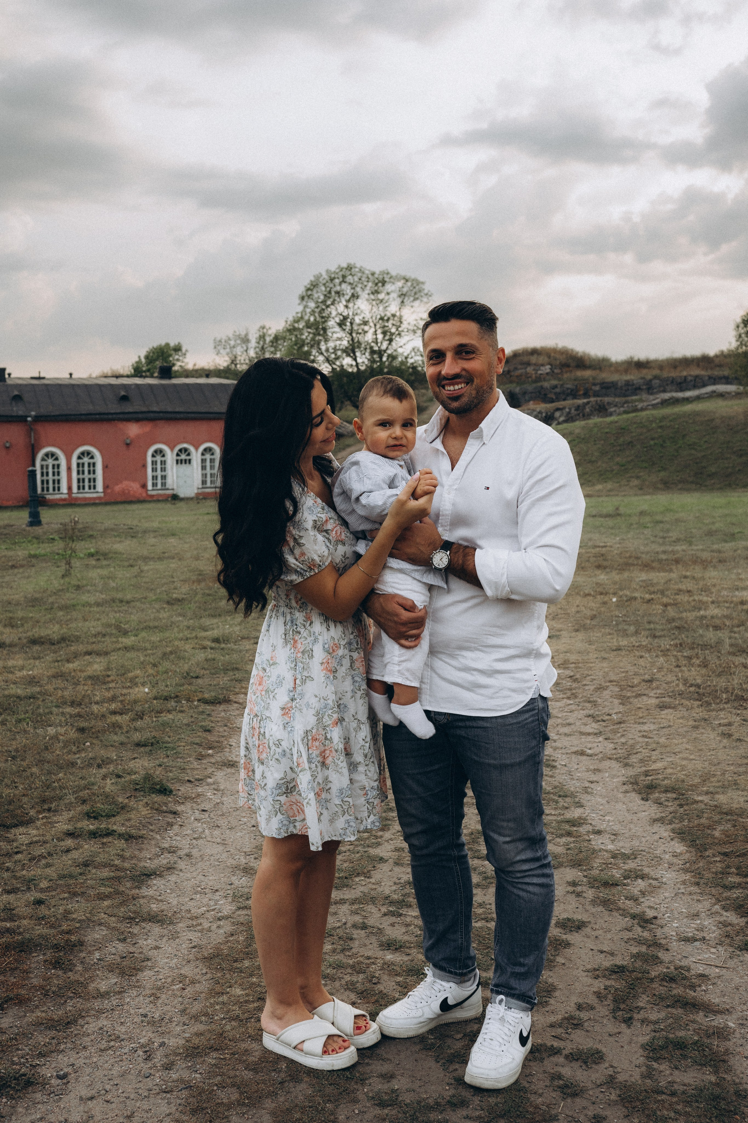 Summer. Wedding and portrait photographer in Helsinki Vickan O
