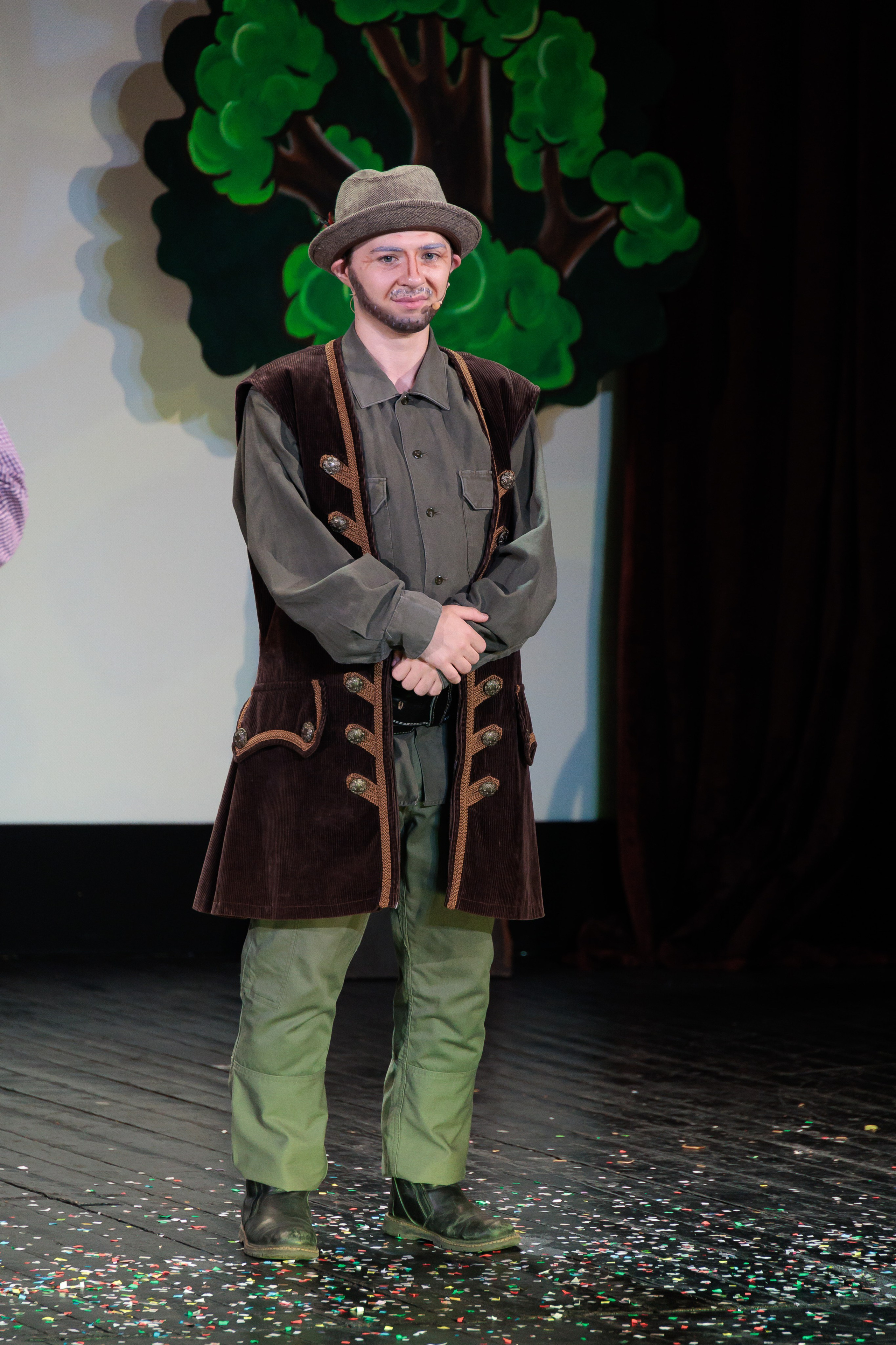 Povestea Scufita Rosie. Clounella. ✔️ Servicii foto si video in Chisinau Moldova - Cinematic.md