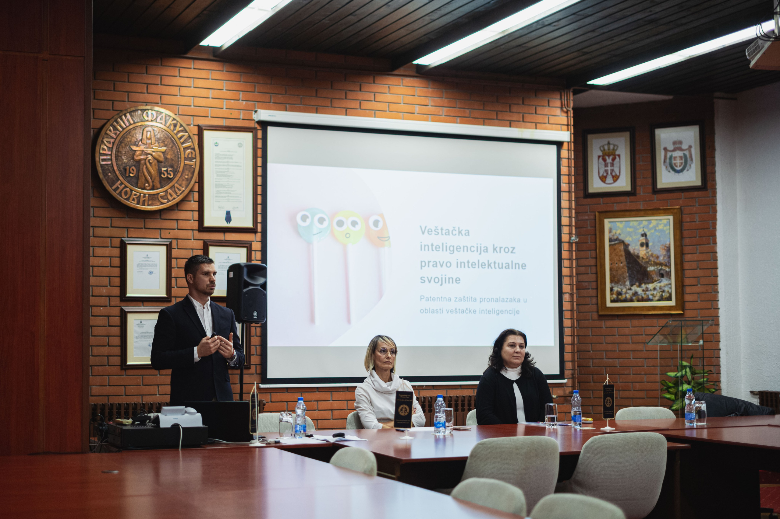 VIP nedelja na pravnom fakultetu Ai predavanje. Жуков Студио