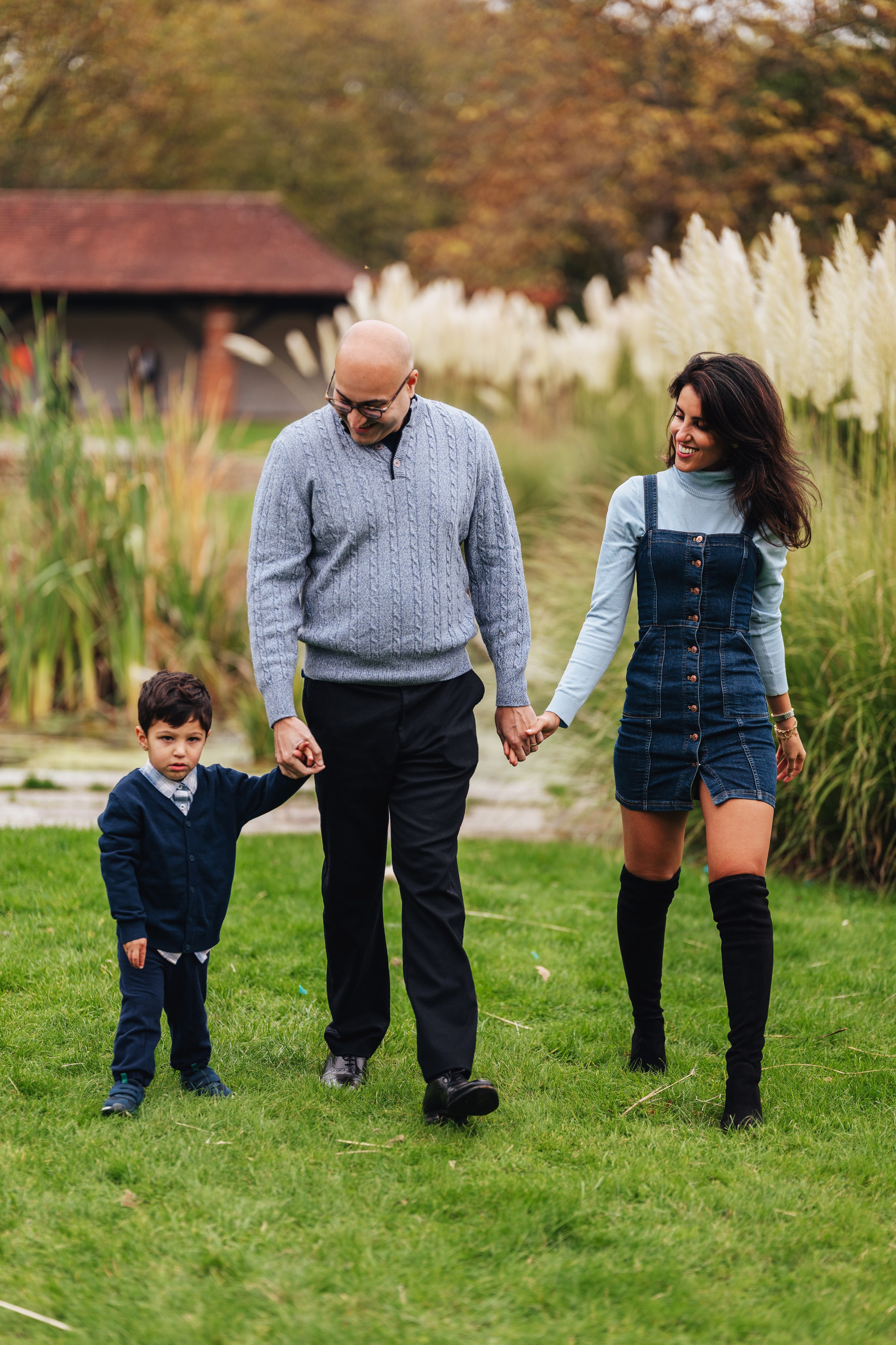 Family autumn. Wedding and family photographer in London