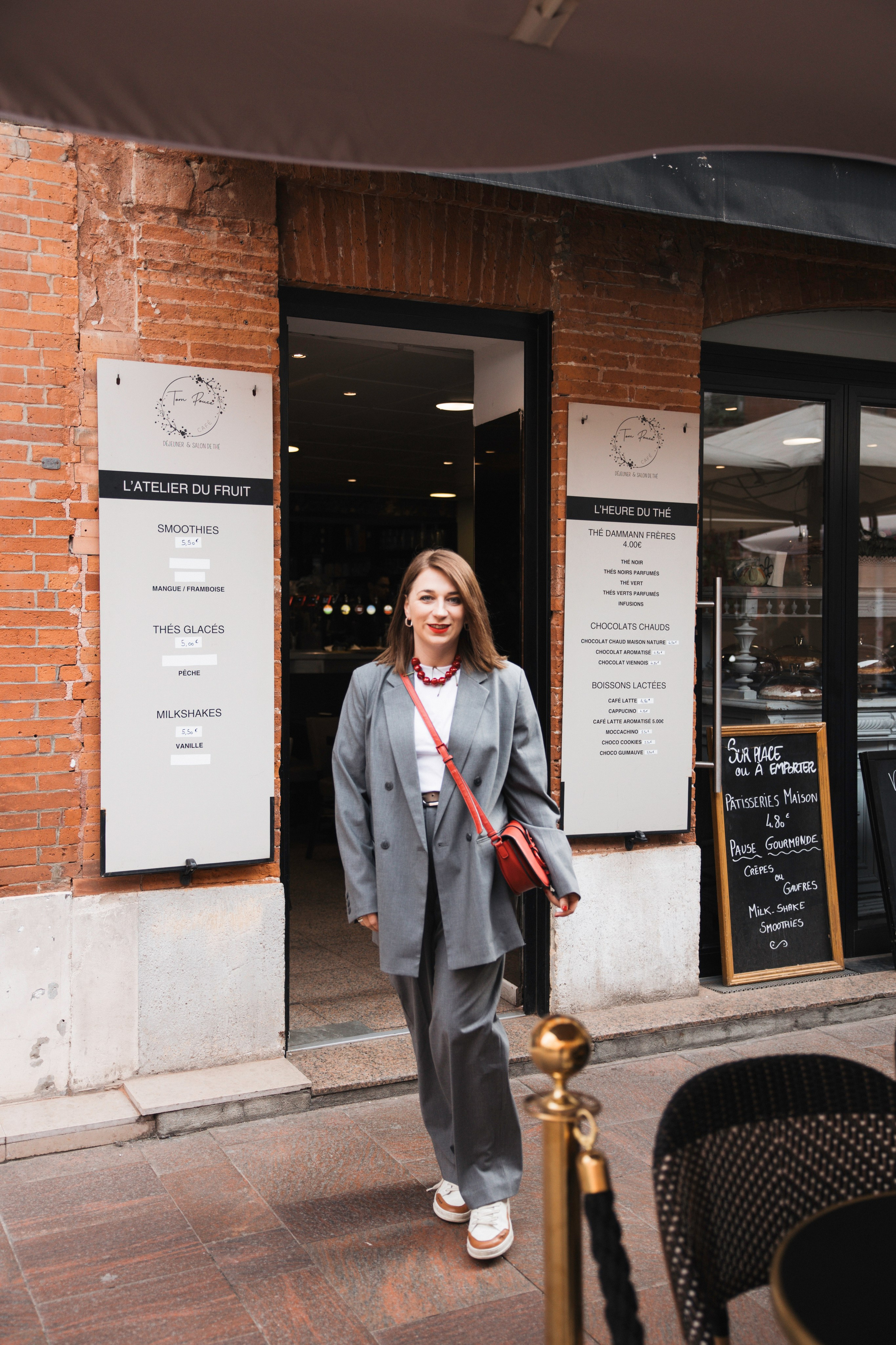 Personal Brand photoshoot in Toulouse. Eugenie Smirnova — wedding, corporate and lifestyle photographer in Toulouse and Southwest France