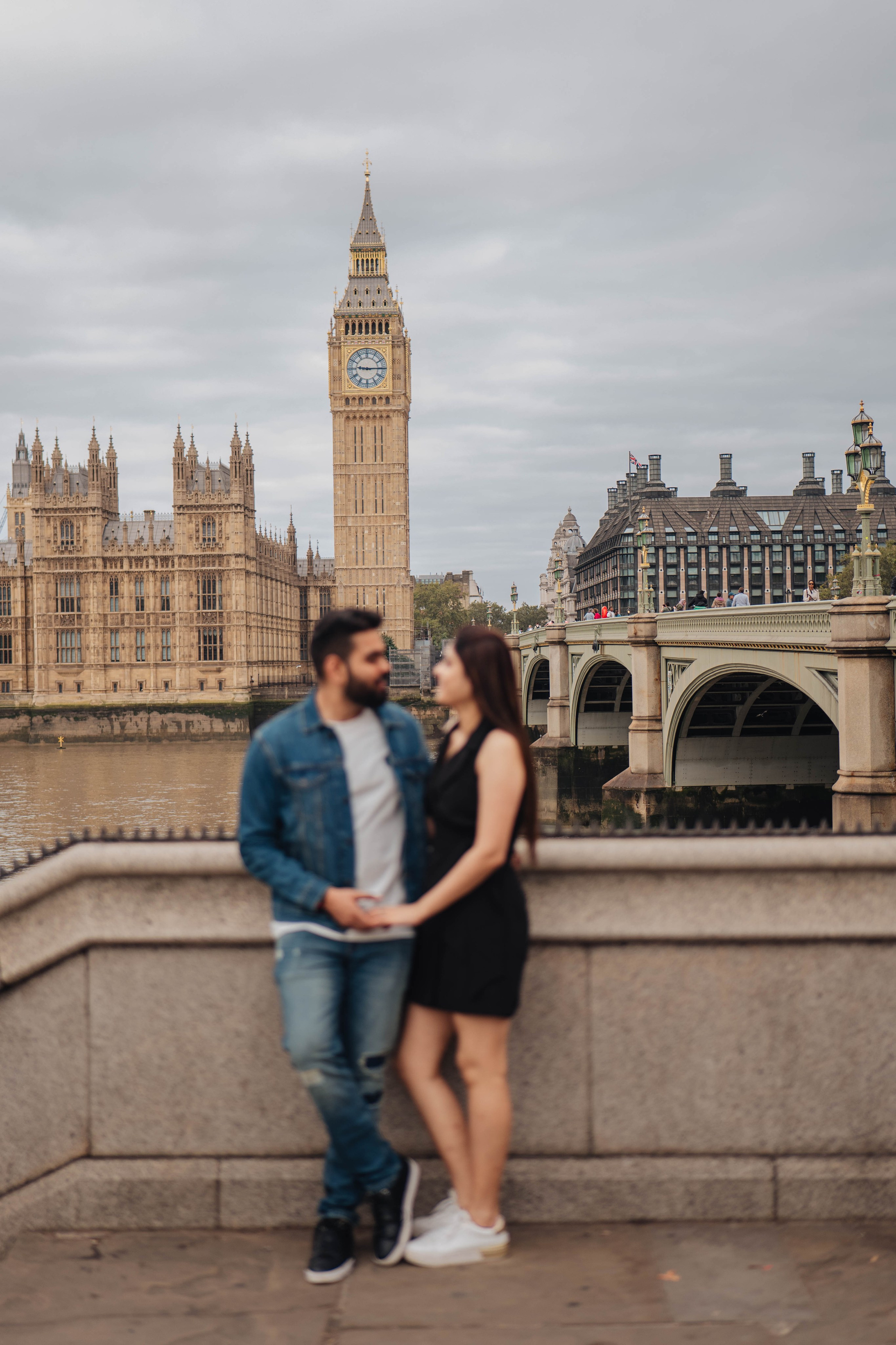 October in London. Wedding and family photographer in London