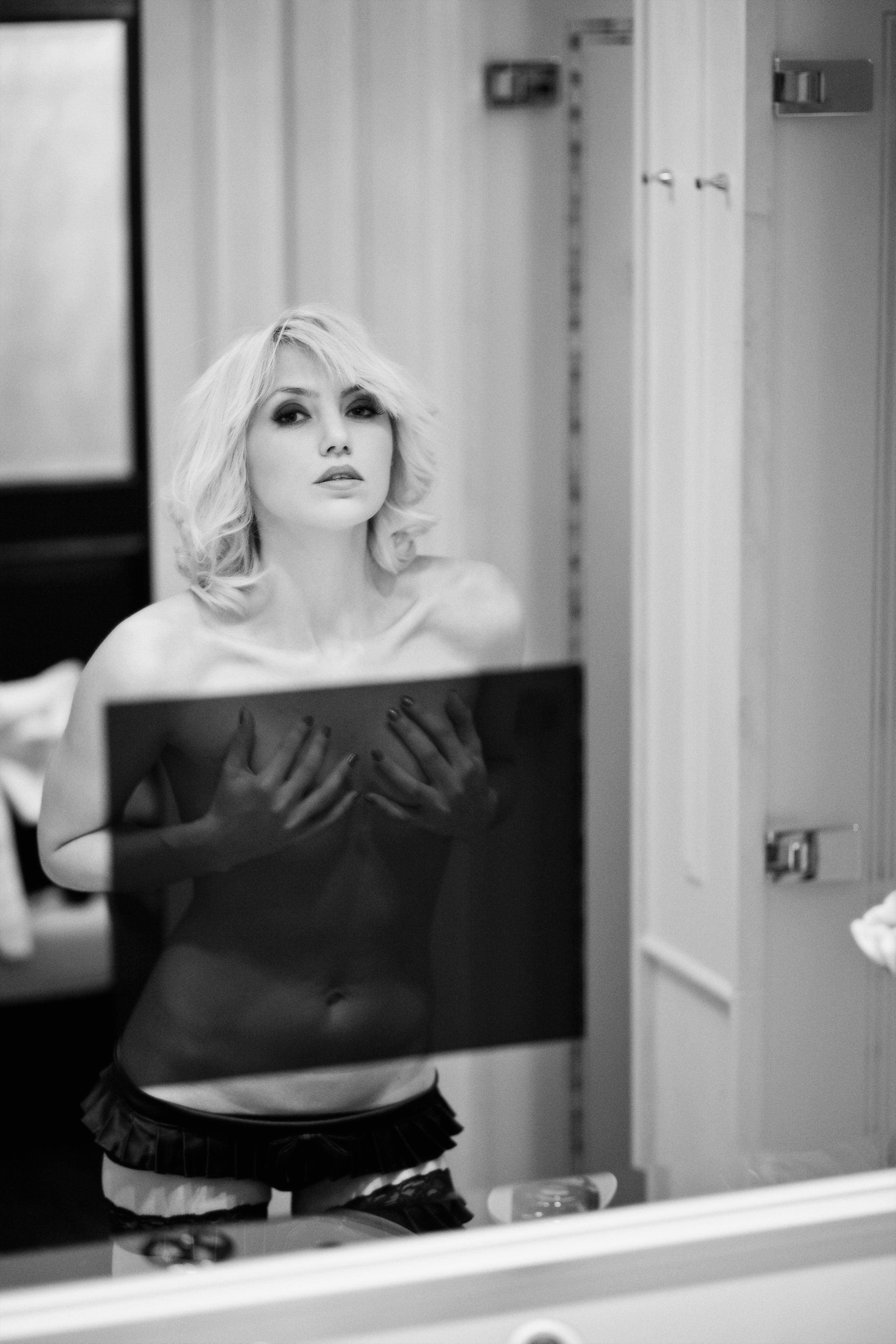 Women photography by Mischa Blank. Portrait photographer in Germany and all over Europe Mischa Blank