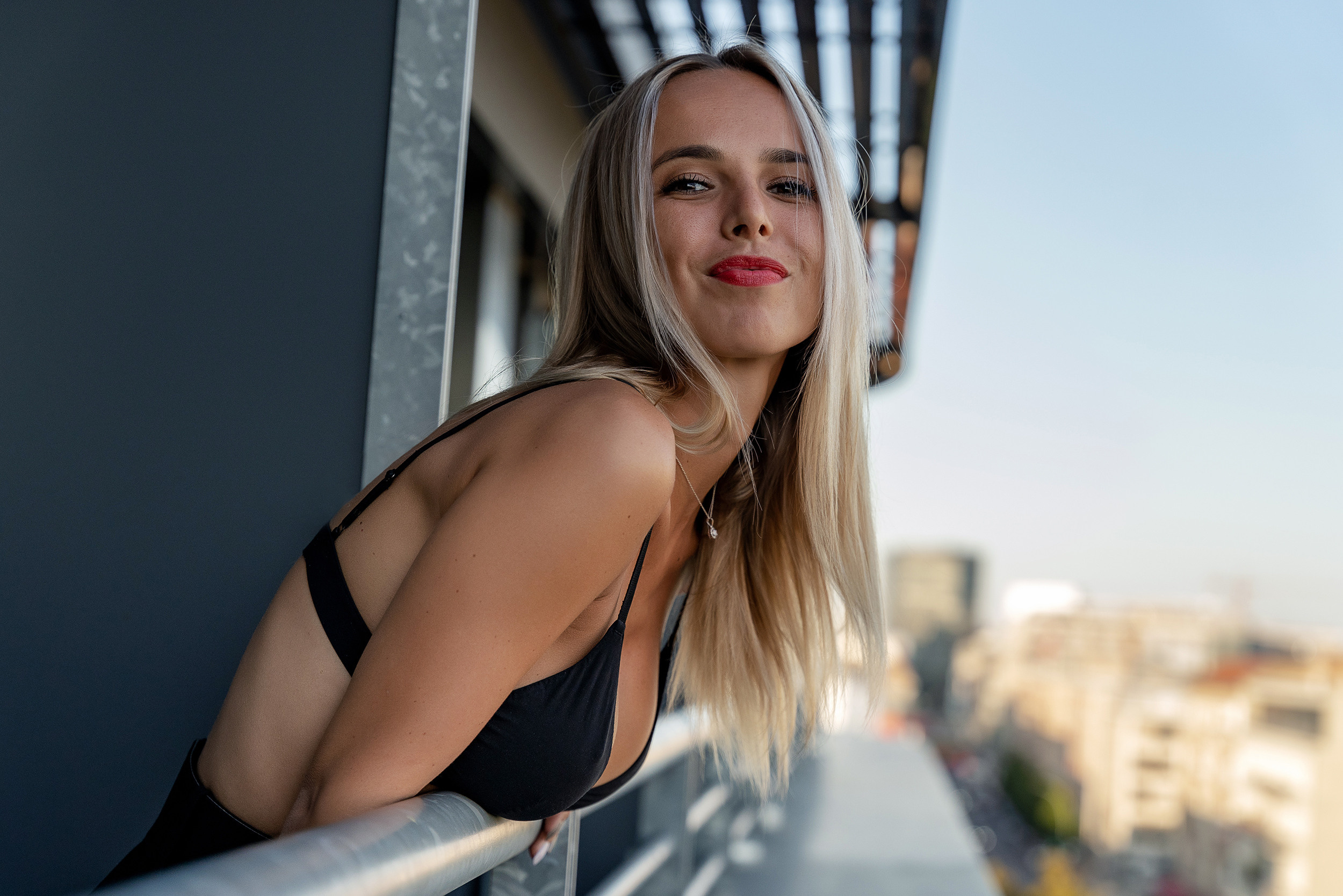 Women photography by Mischa Blank. Portrait photographer in Germany and all over Europe Mischa Blank