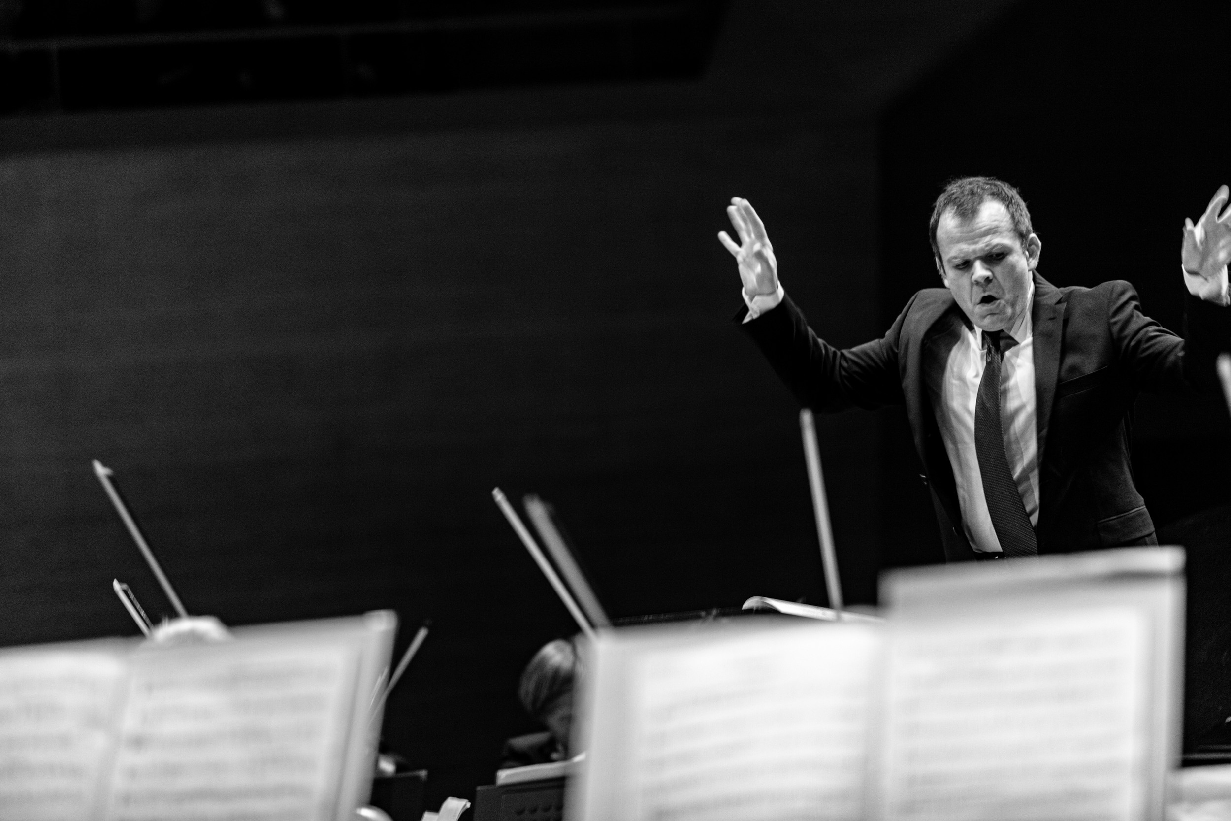 JAPAN TOURNE MIT SWR SYMPHONIEORCHESTER. Portrait photographer in Germany and all over Europe Mischa Blank