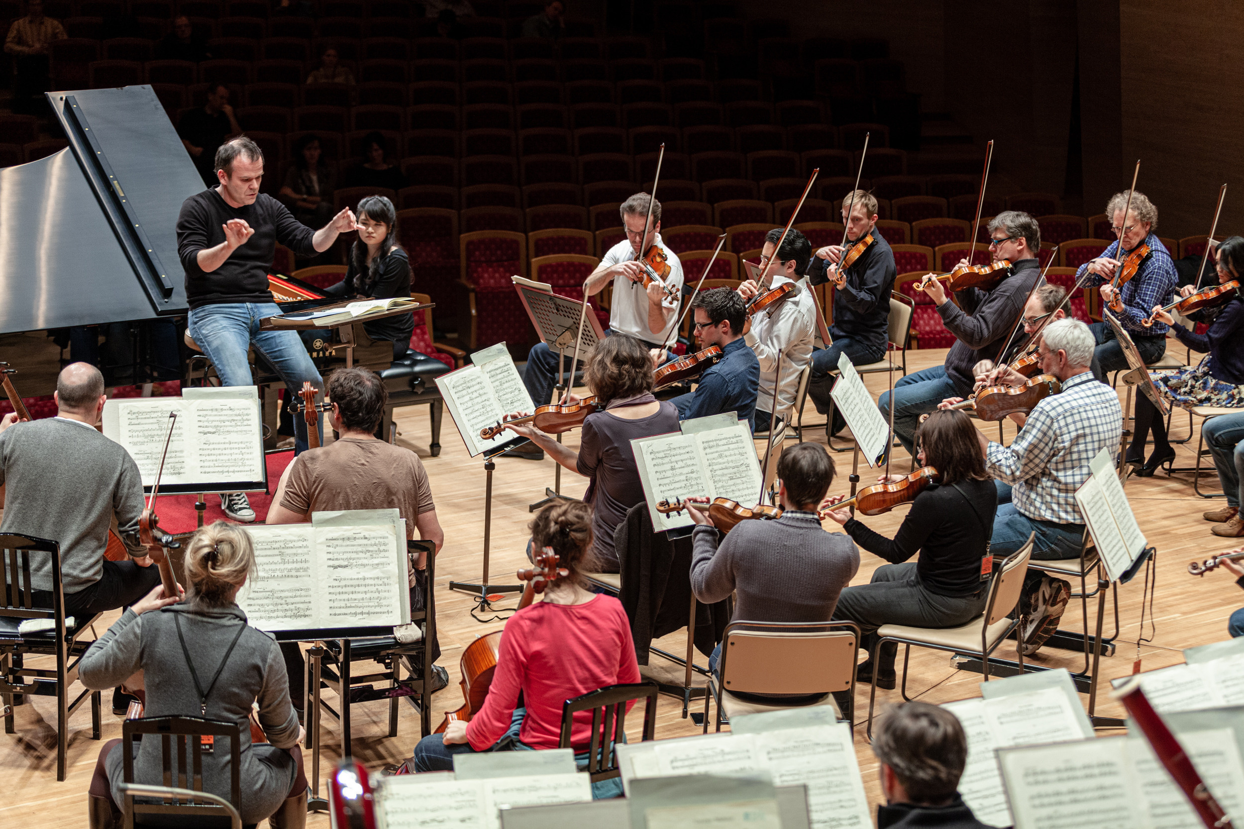 JAPAN TOURNE MIT SWR SYMPHONIEORCHESTER. Portrait photographer in Germany and all over Europe Mischa Blank