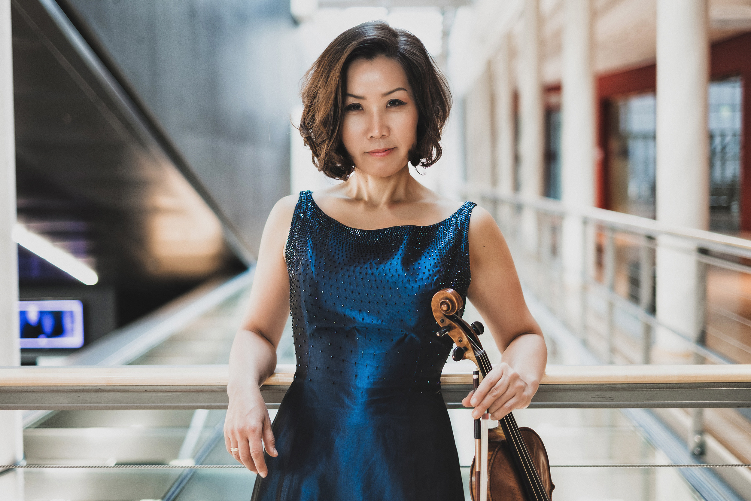 SHINKYUNG KIM. Portrait photographer in Germany and all over Europe Mischa Blank