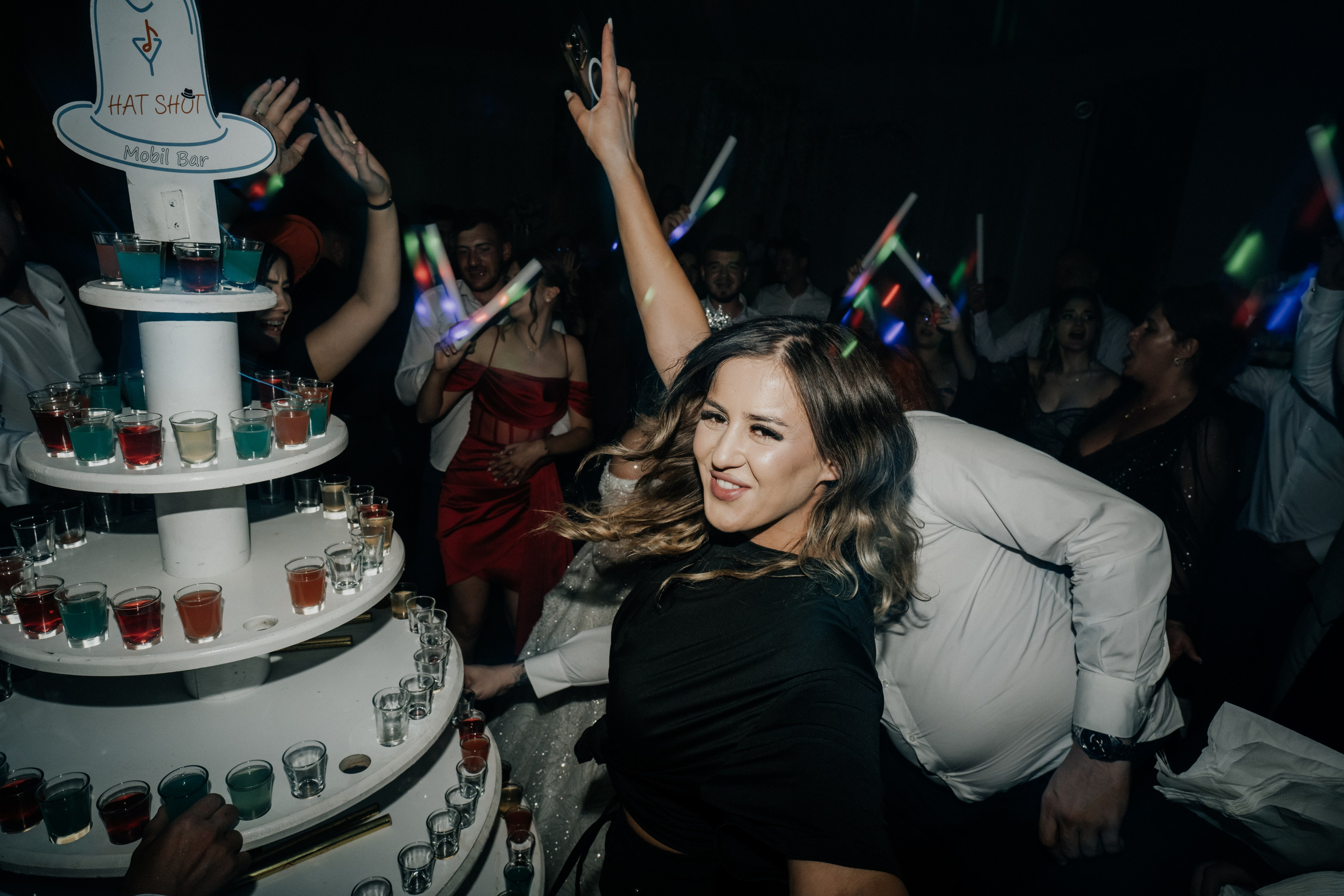 Documentary Weddings. Adrian Aioanei — Fotograf profesionist de nuntă în Iași, Suceava și București. Specializat în evenimente, portrete și fine art