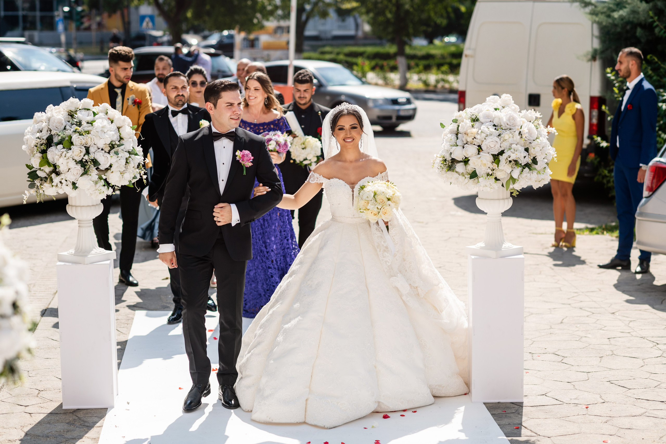 Roxana & Iulian. Acasă