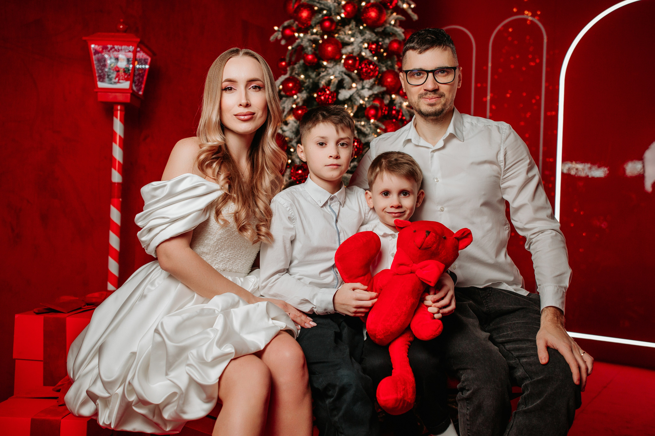 Christmas Time. Wedding, Family Photographer