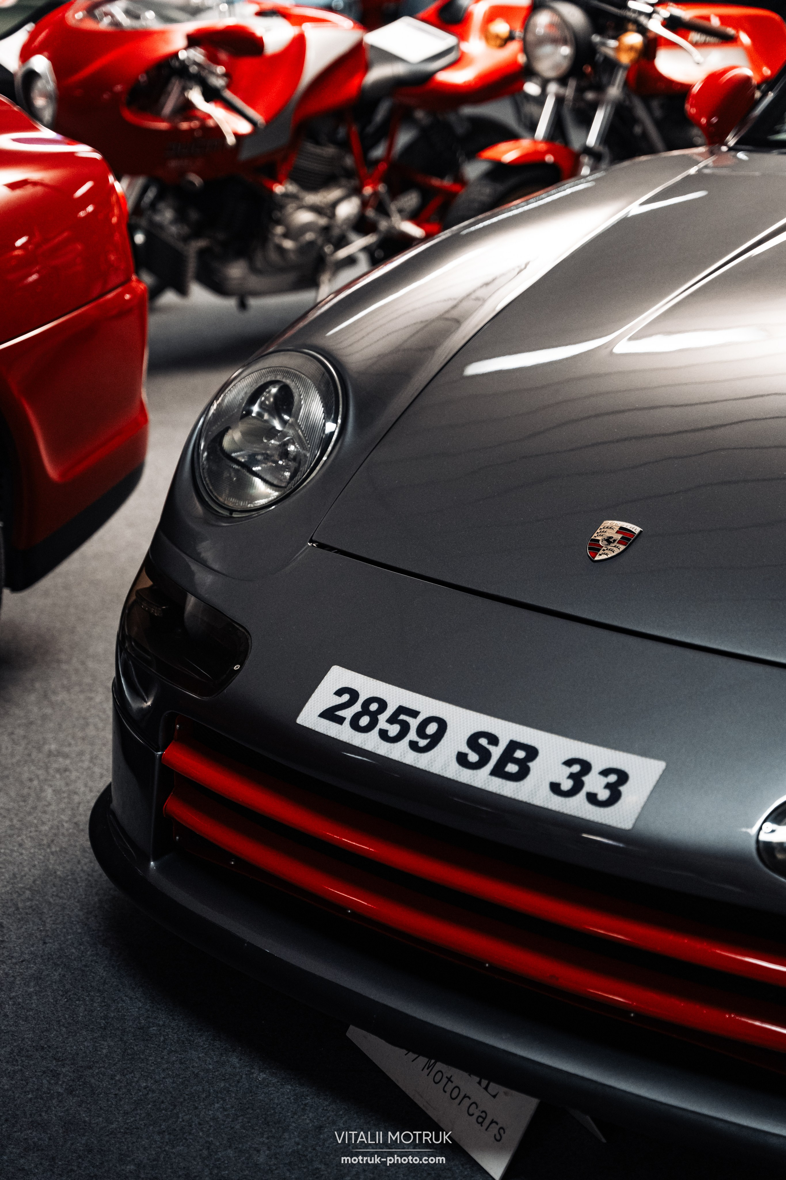 Artcurial Motorcars 2024. Photographe de voitures à Paris — Vitalii Motruk