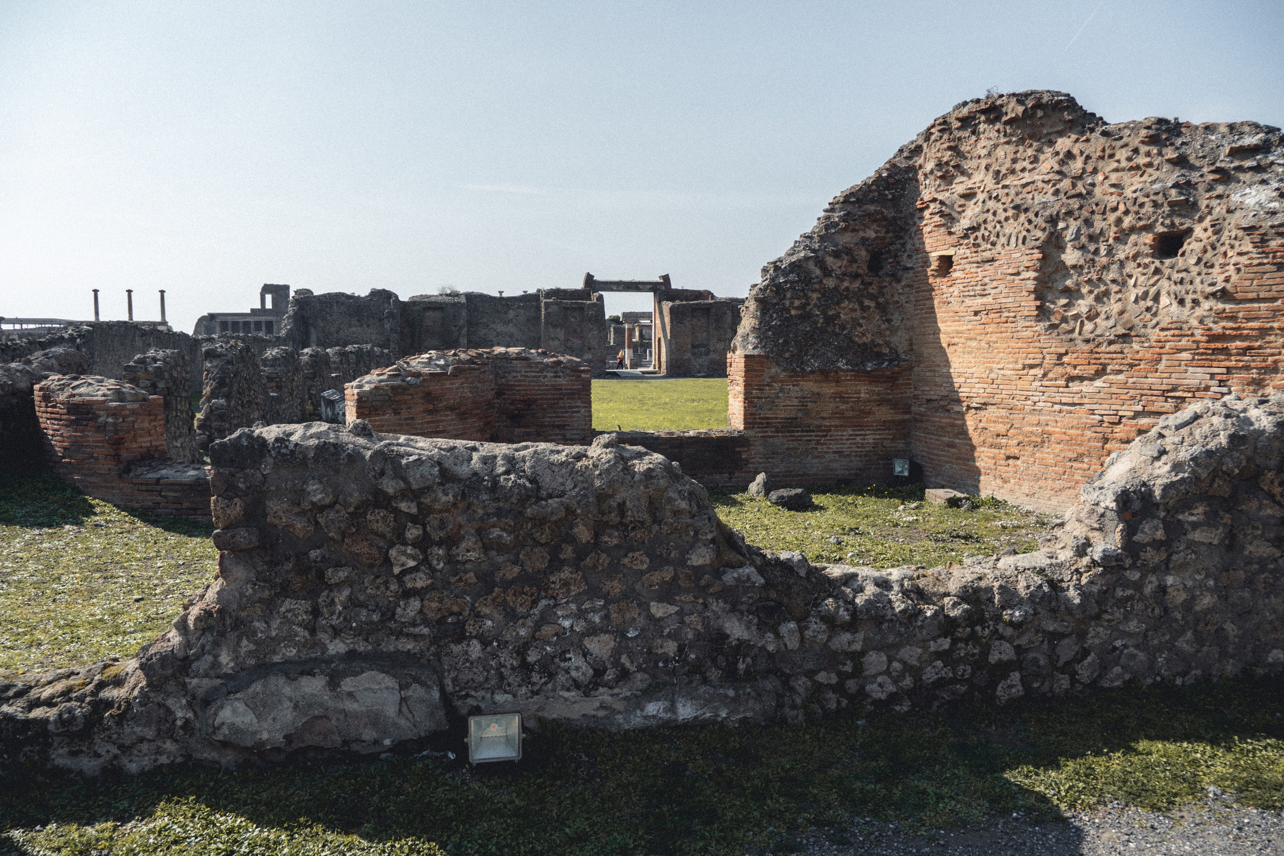 Pompeii. Photographe sur Cote d’Azur. Portraits de familles, couples, enfants, événements