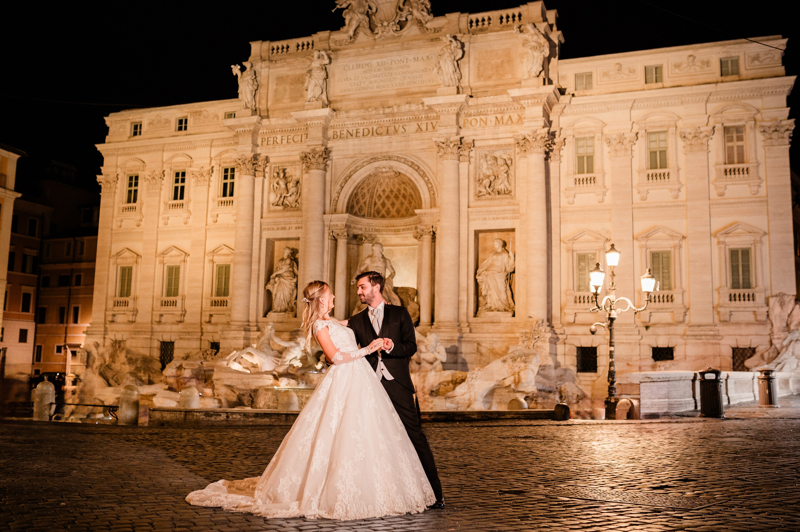 Servizio Post Matrimoniale Notturno a Roma. Fotografo Matrimonio a Roma | Servizio Fotografico Matrimonio