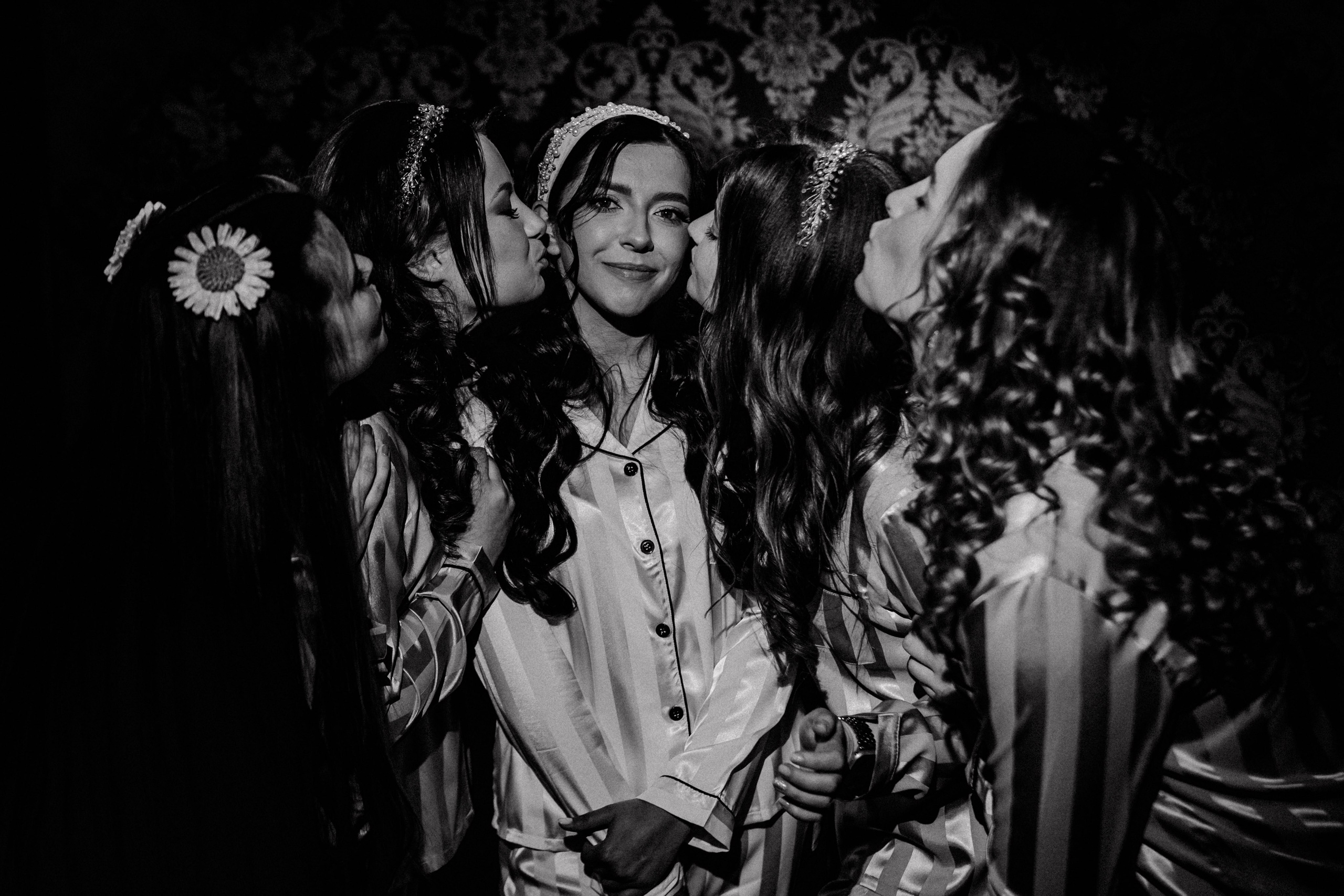 Ana & Finias. Foto-Video Nunta Iasi, Suceava, Bucuresti / Disponibilitate 2025 — 2026 — 2027