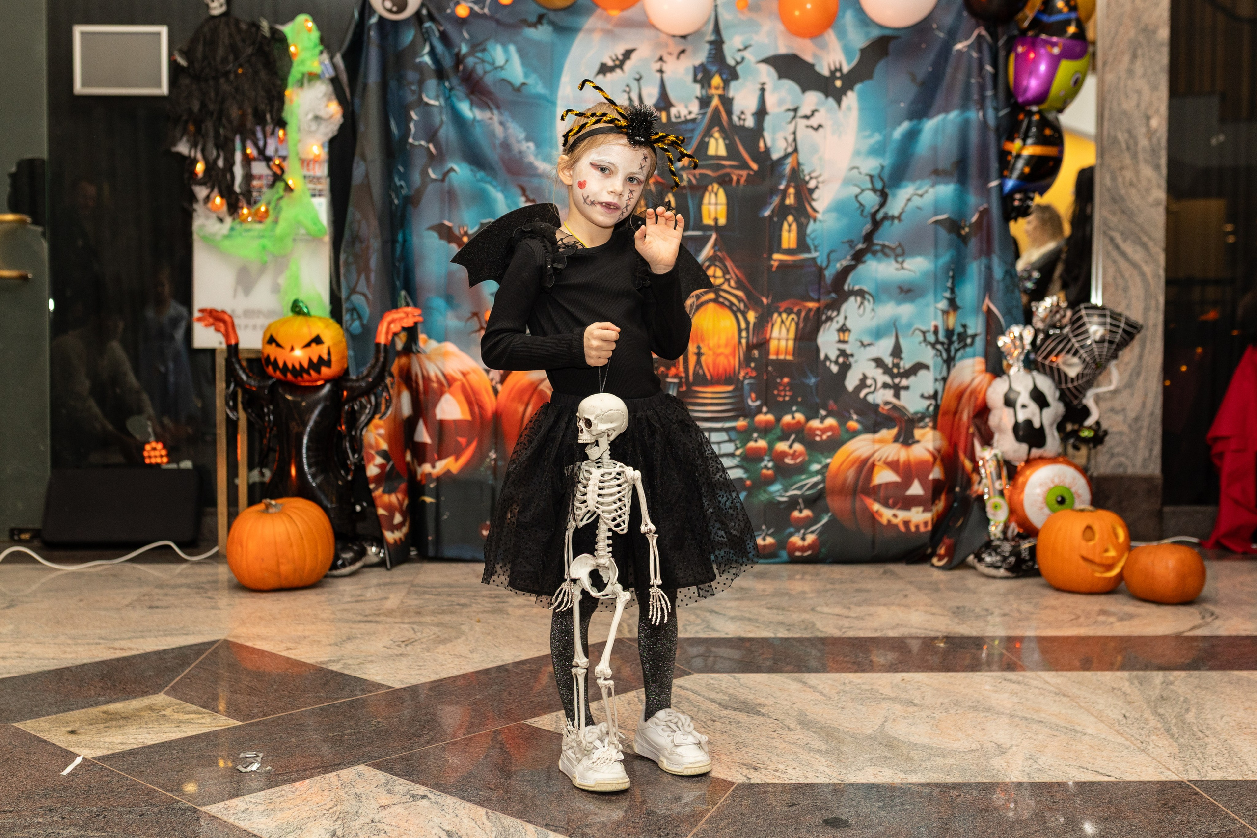 Leo dance studio Helloween 2025. Семейный и детский фотограф в Варшаве Мила Бобровская