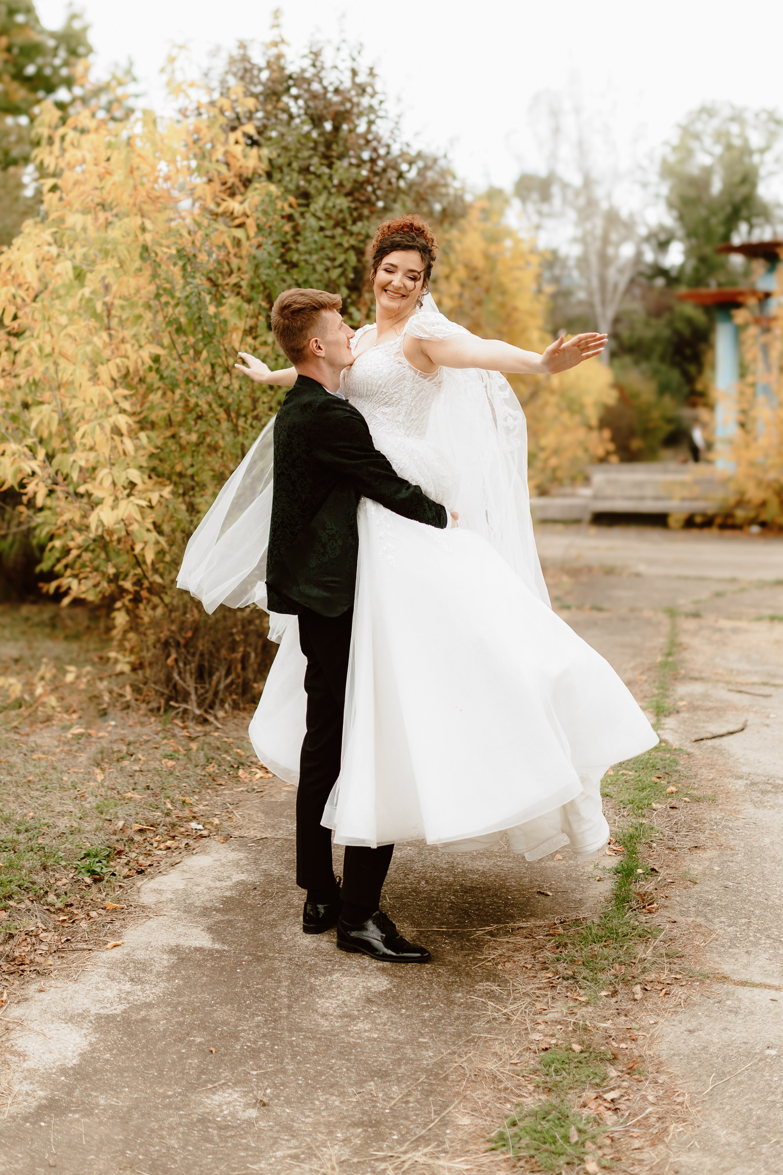 Alexandra & Adrian 🍀🧡🌿. Stefan Teodorescu — Fotograf de Nunta