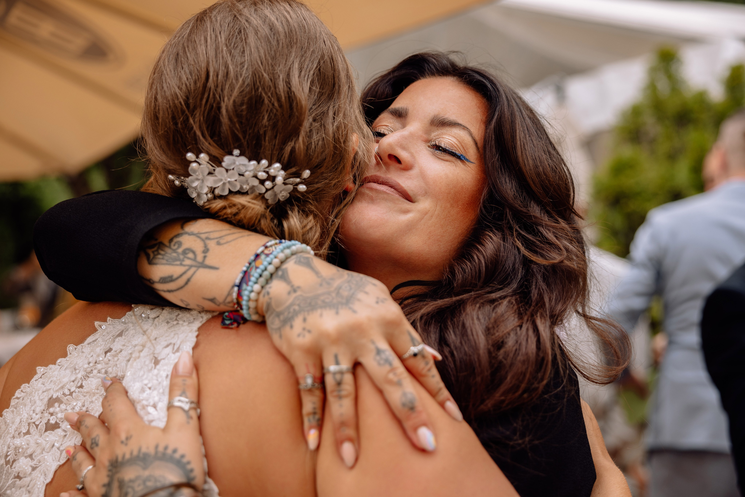 Sandra und Kevin: Standesamt Unterföring und Friedensengel. Hochzeitsfotograf München Taufe Familienfotograf Tanja Mauke