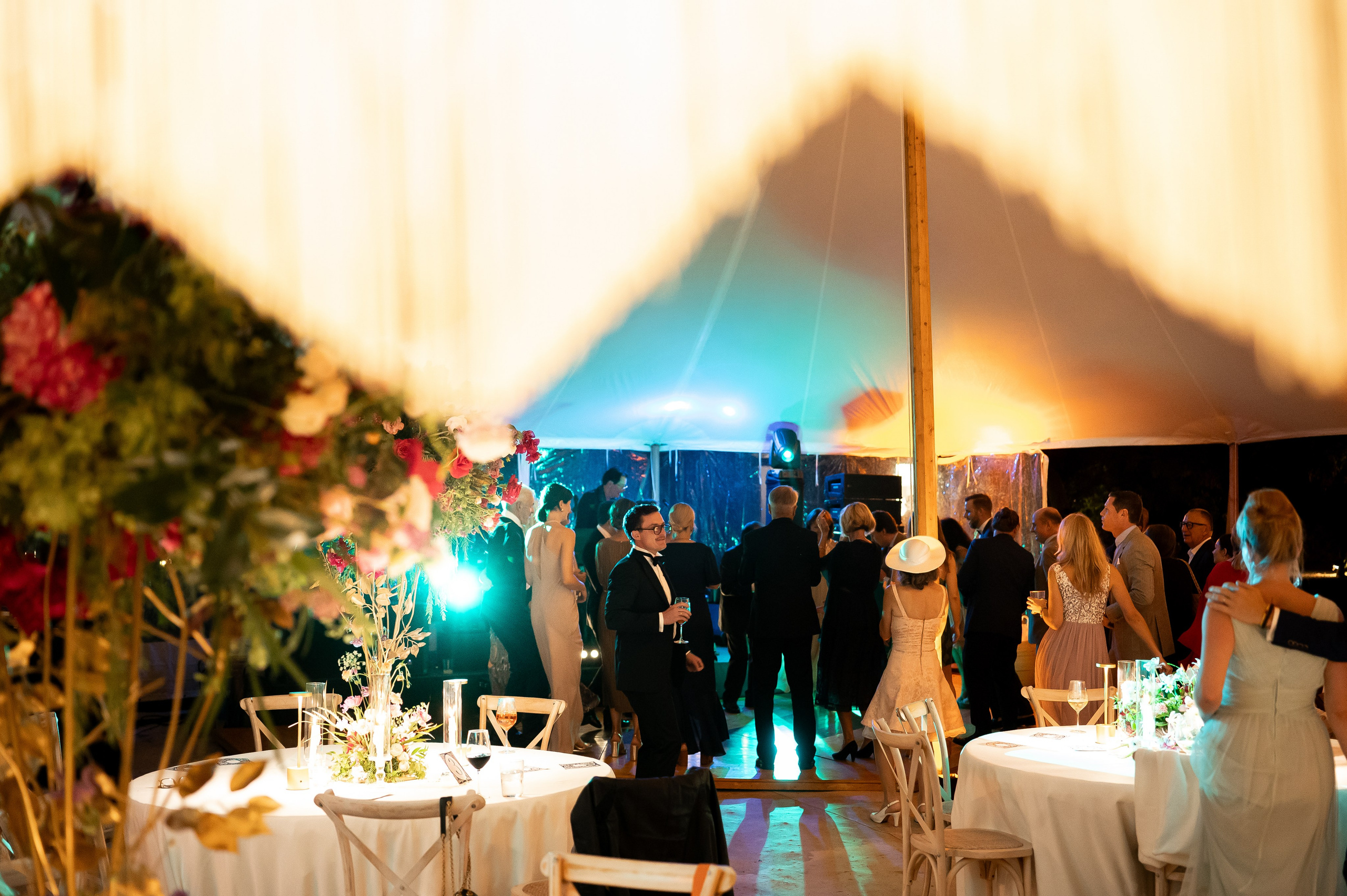 Nico & Mira. Wedding photographer in Spain