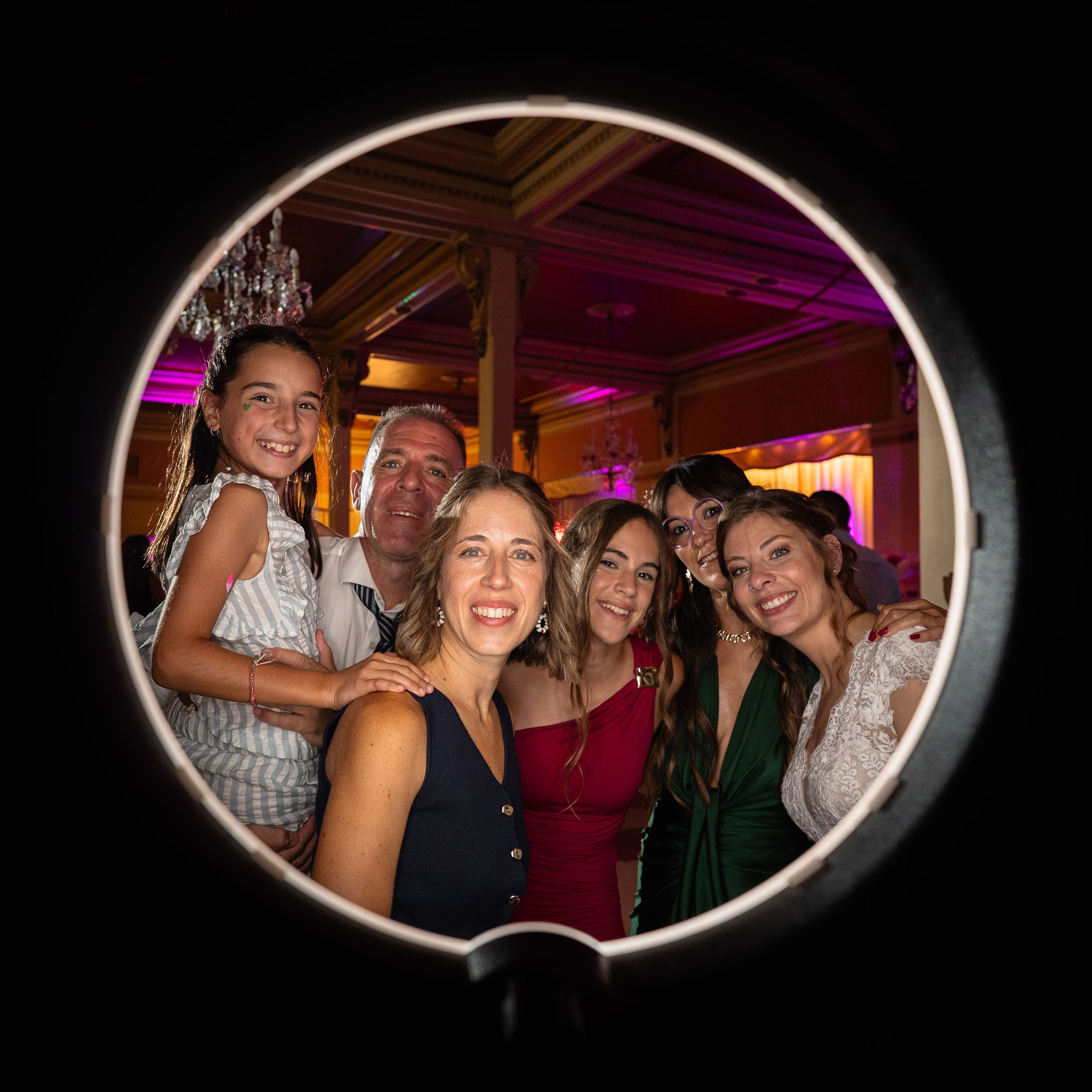 Photocircle y fotos de boda de Andrea y Jose en el Casino de Huesca. PIXLOVE - Fotógrafos de bodas Huesca Pirineos Zaragoza