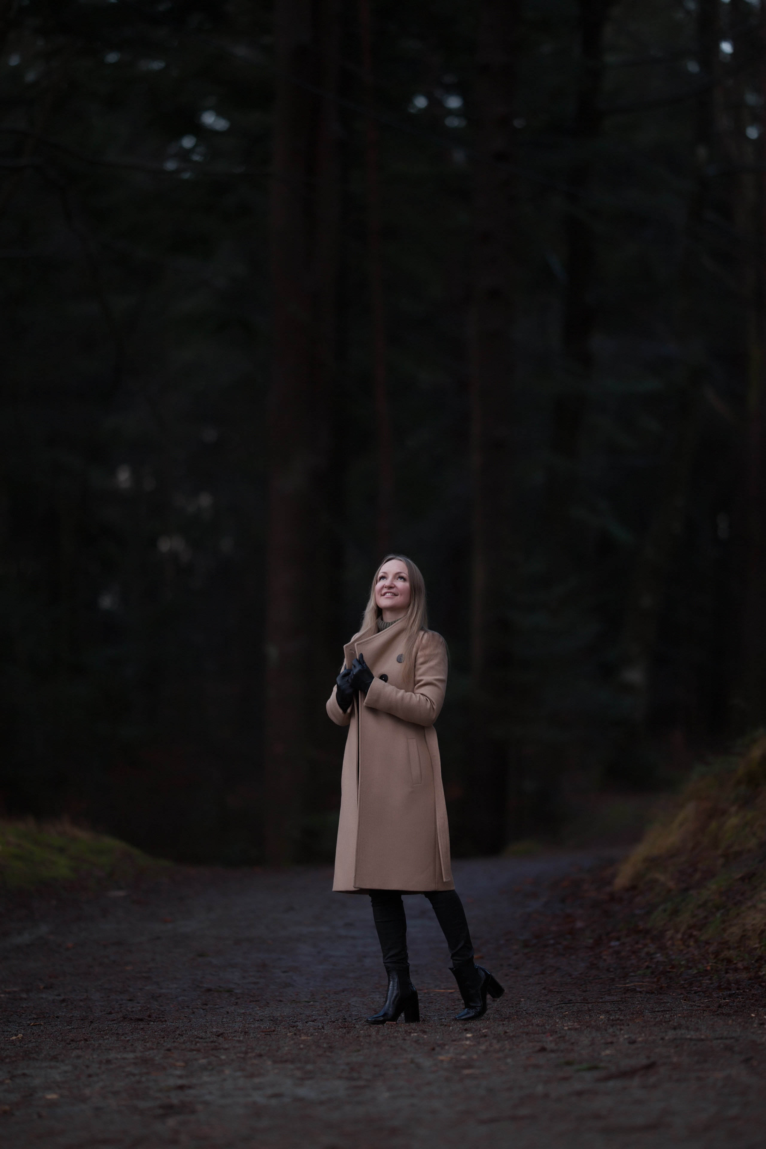 Marina and nude tones. Family and real state photographer in Haugesund Dina Vikra