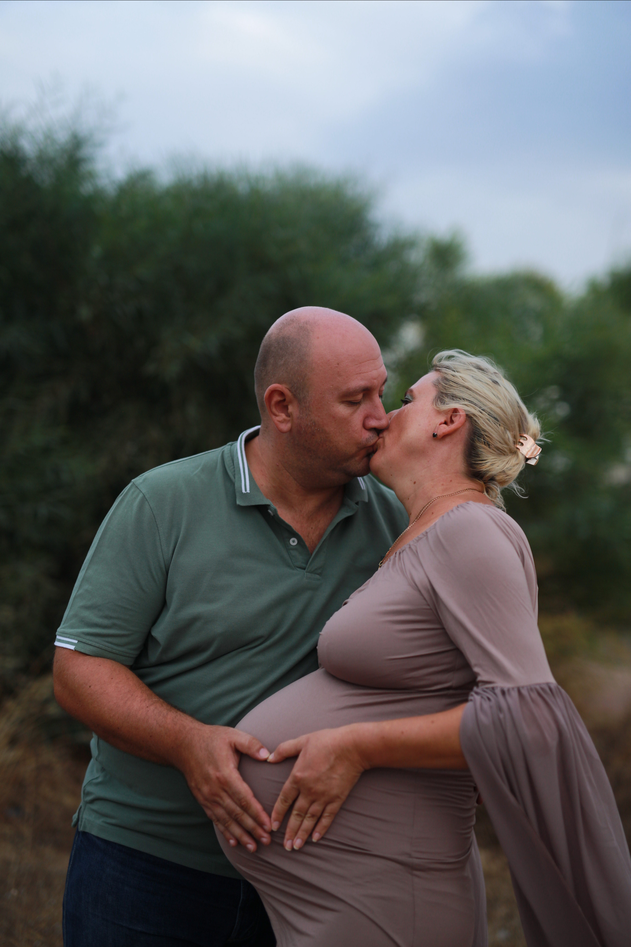 Waiting for a baby. Family and real state photographer in Haugesund Dina Vikra