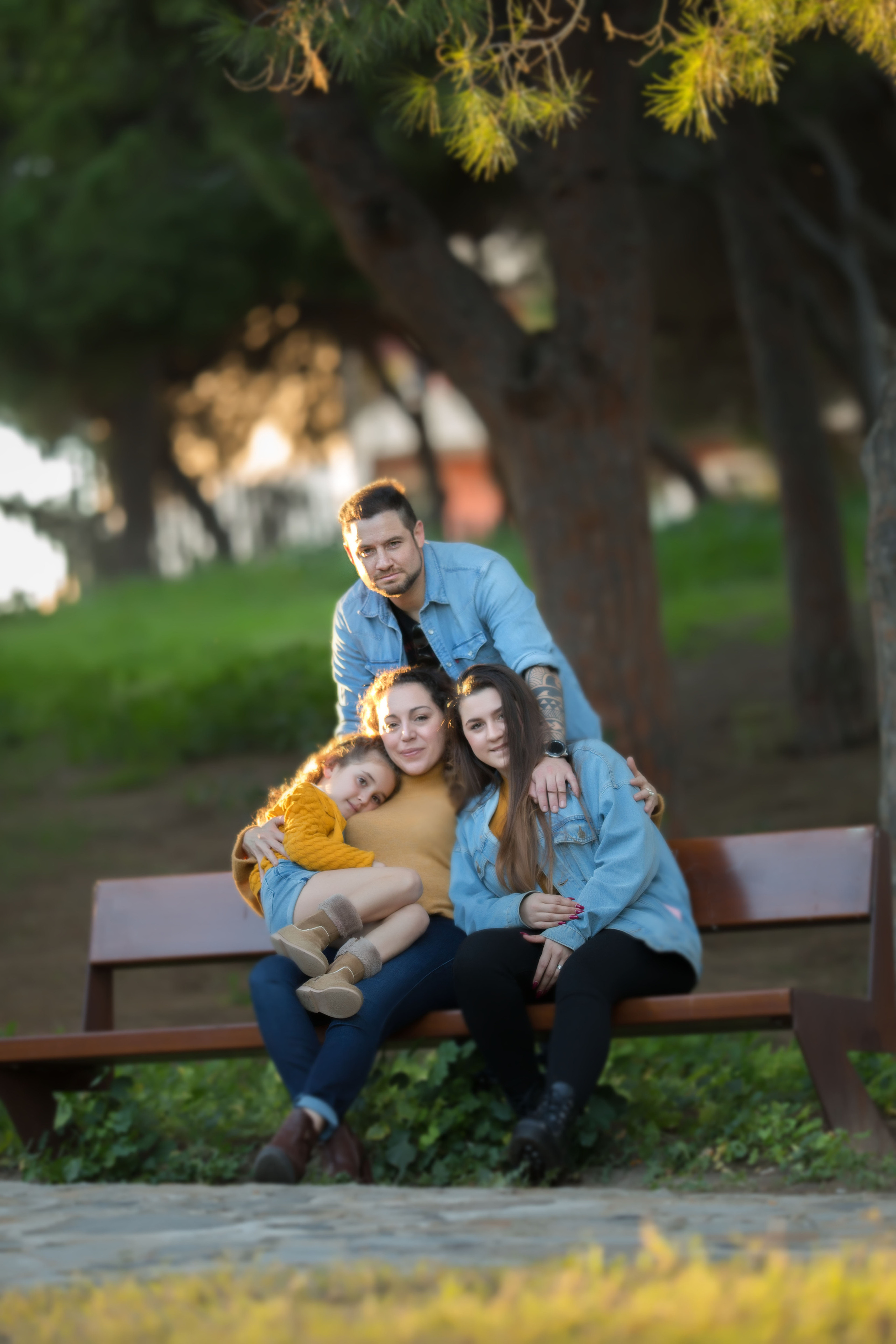 In the park. Family and real state photographer in Haugesund Dina Vikra
