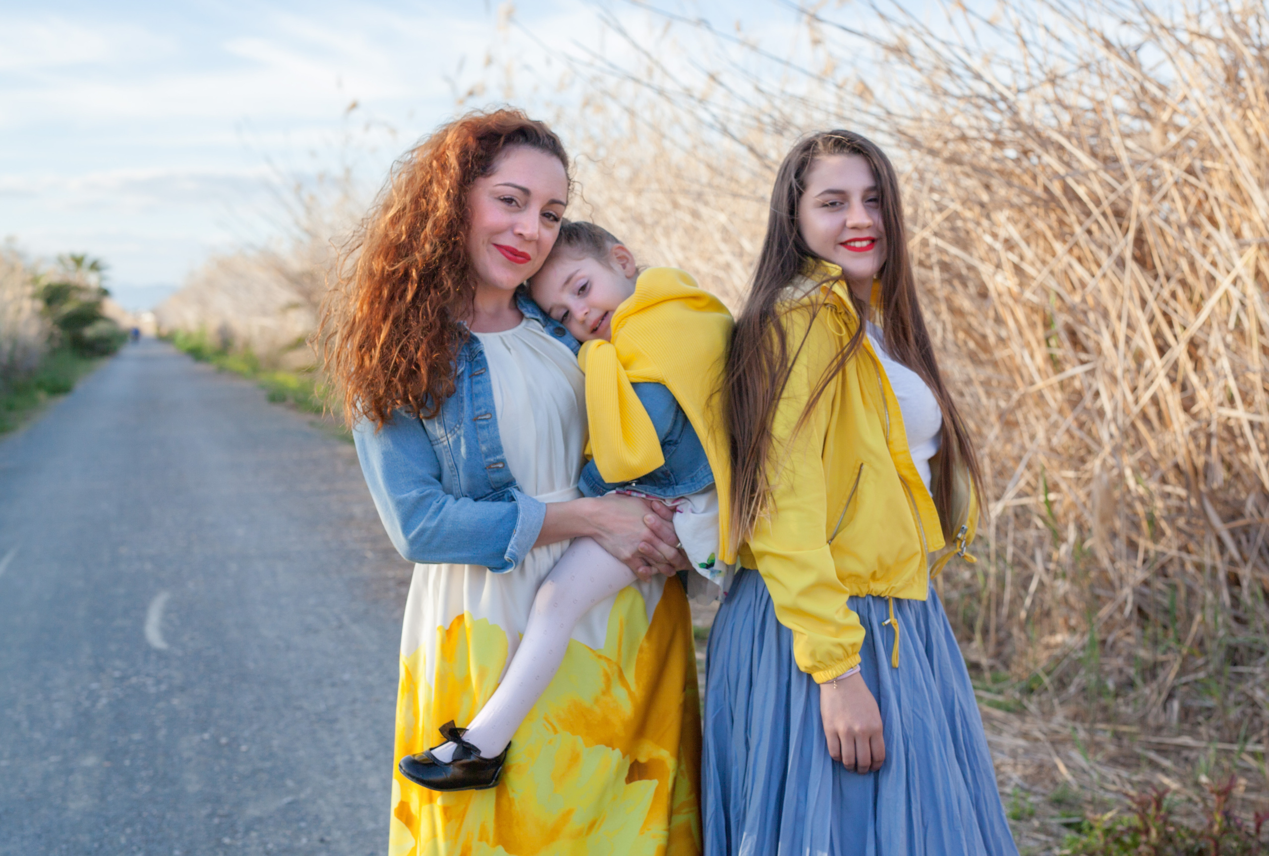 On the lake. Family and real state photographer in Haugesund Dina Vikra