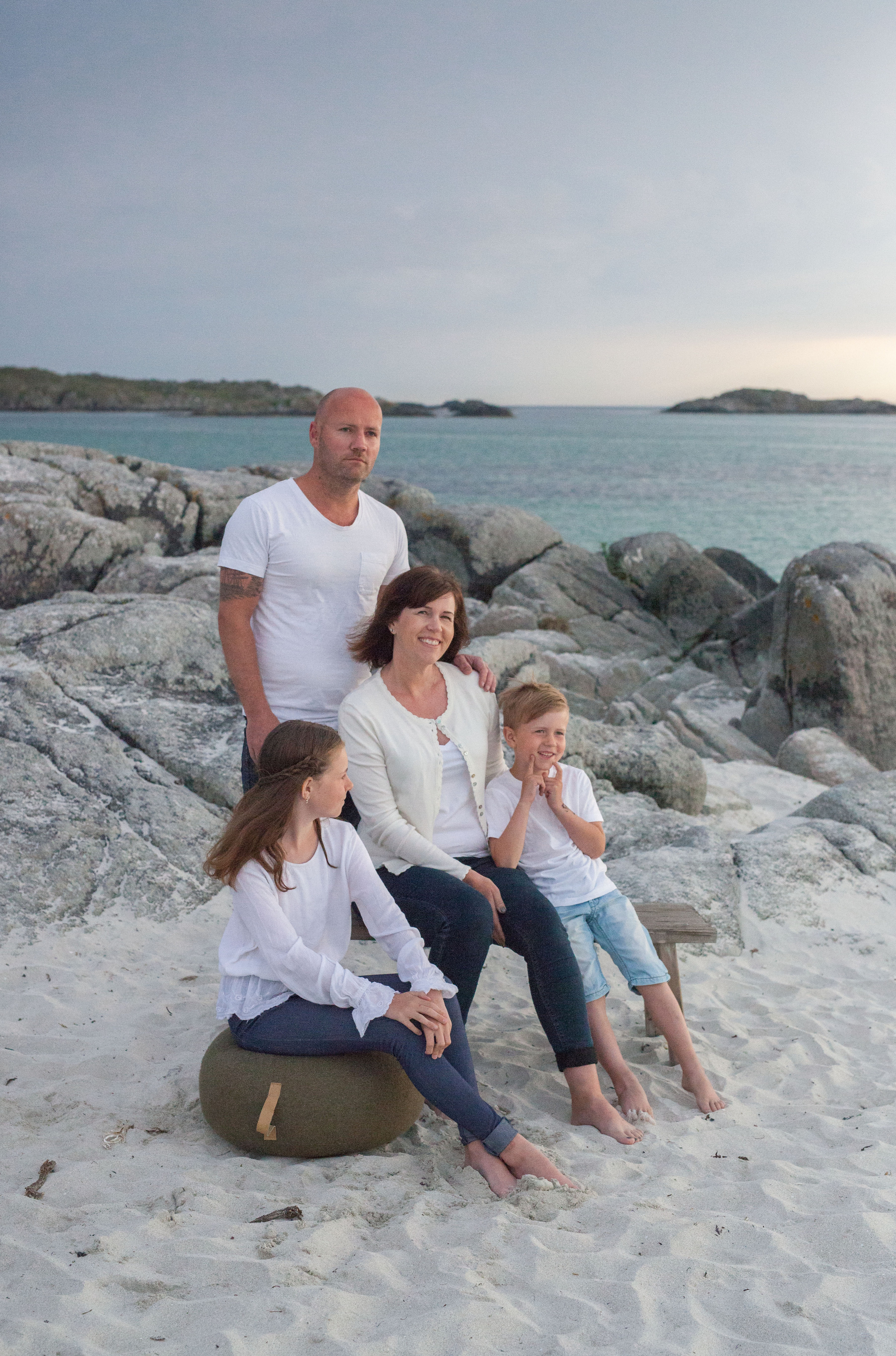 On the beach. Family and real state photographer in Haugesund Dina Vikra
