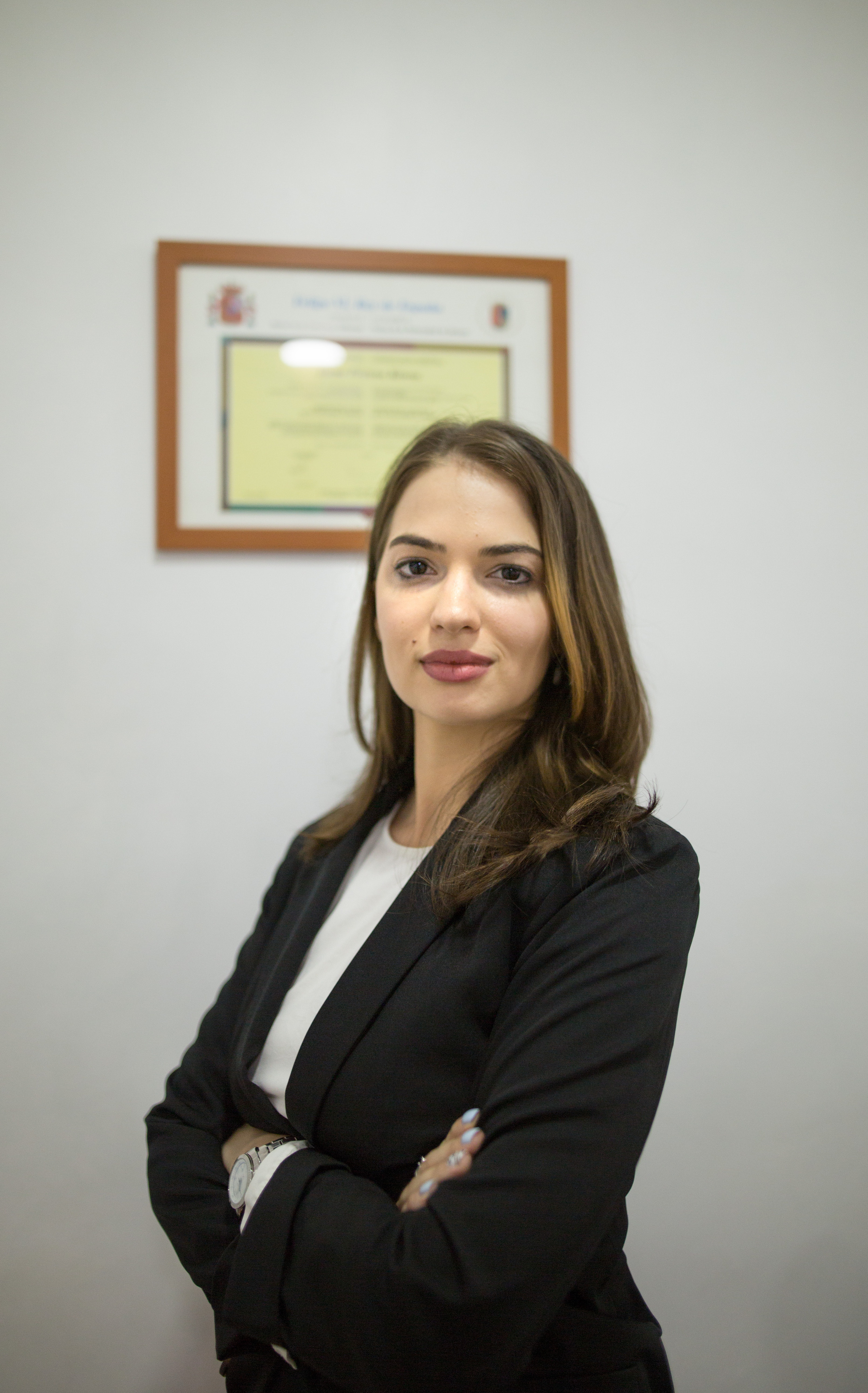 Lawyer. Family and real state photographer in Haugesund Dina Vikra