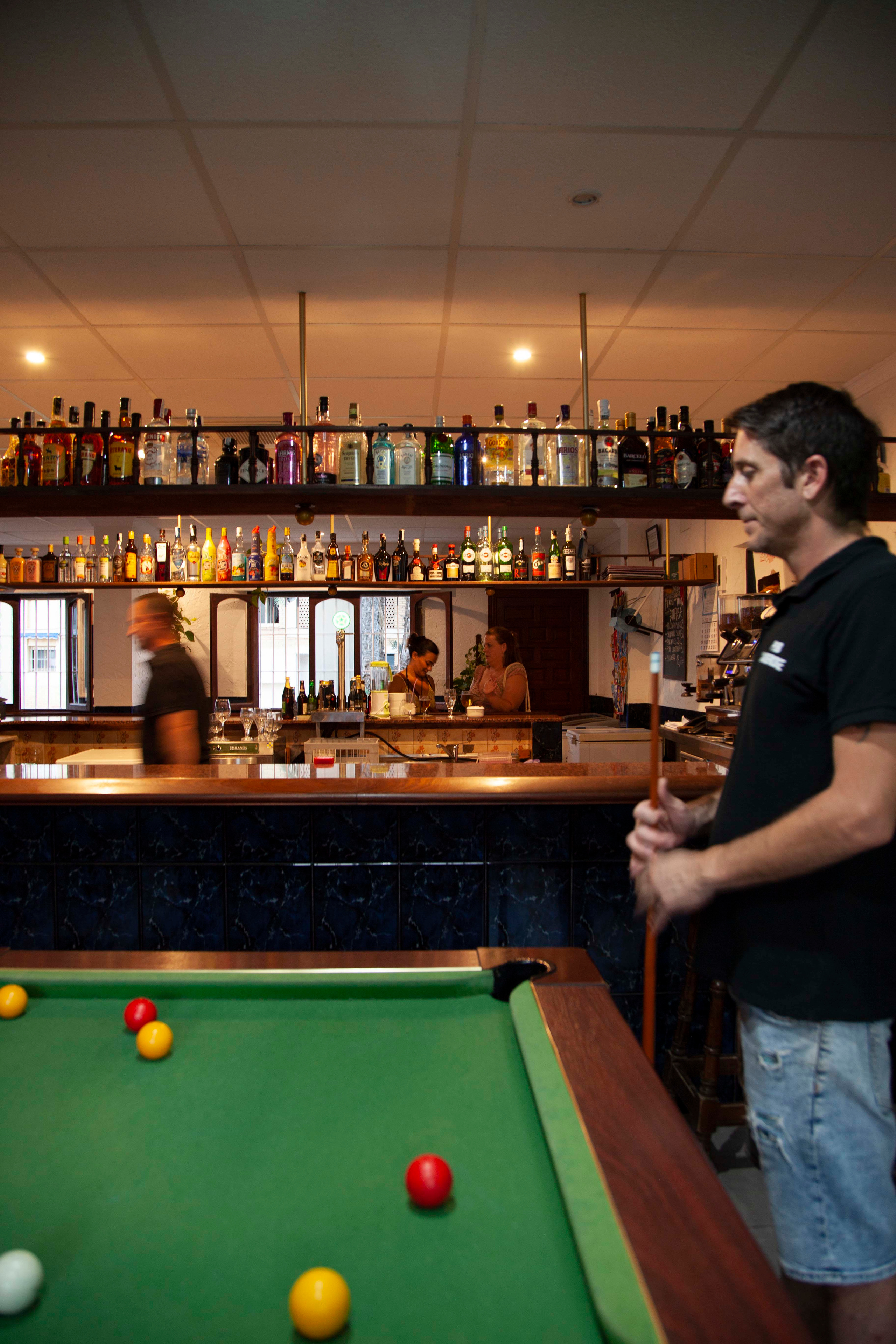 Beach bar. Family and real state photographer in Haugesund Dina Vikra