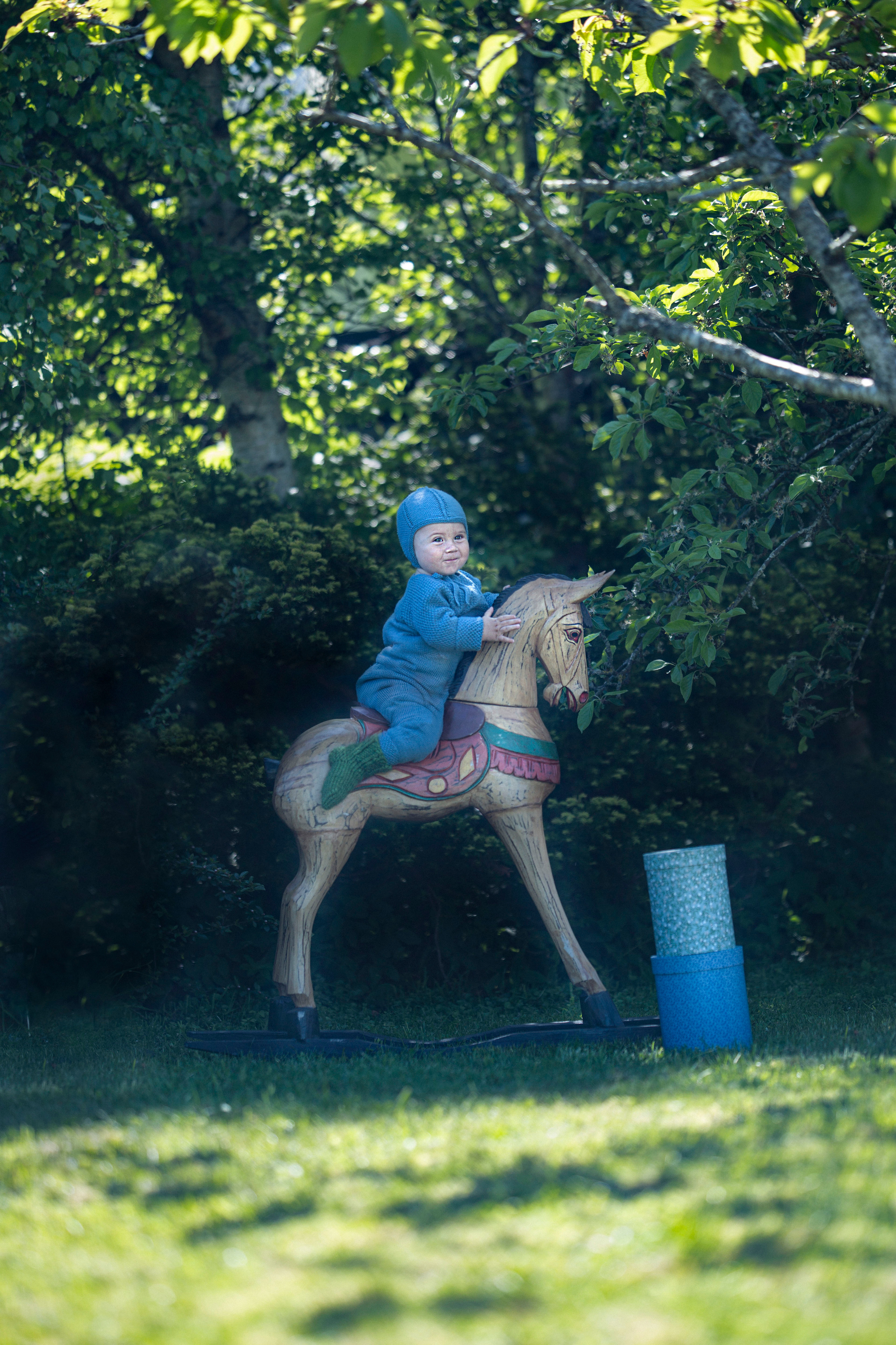A. Family and real state photographer in Haugesund Dina Vikra