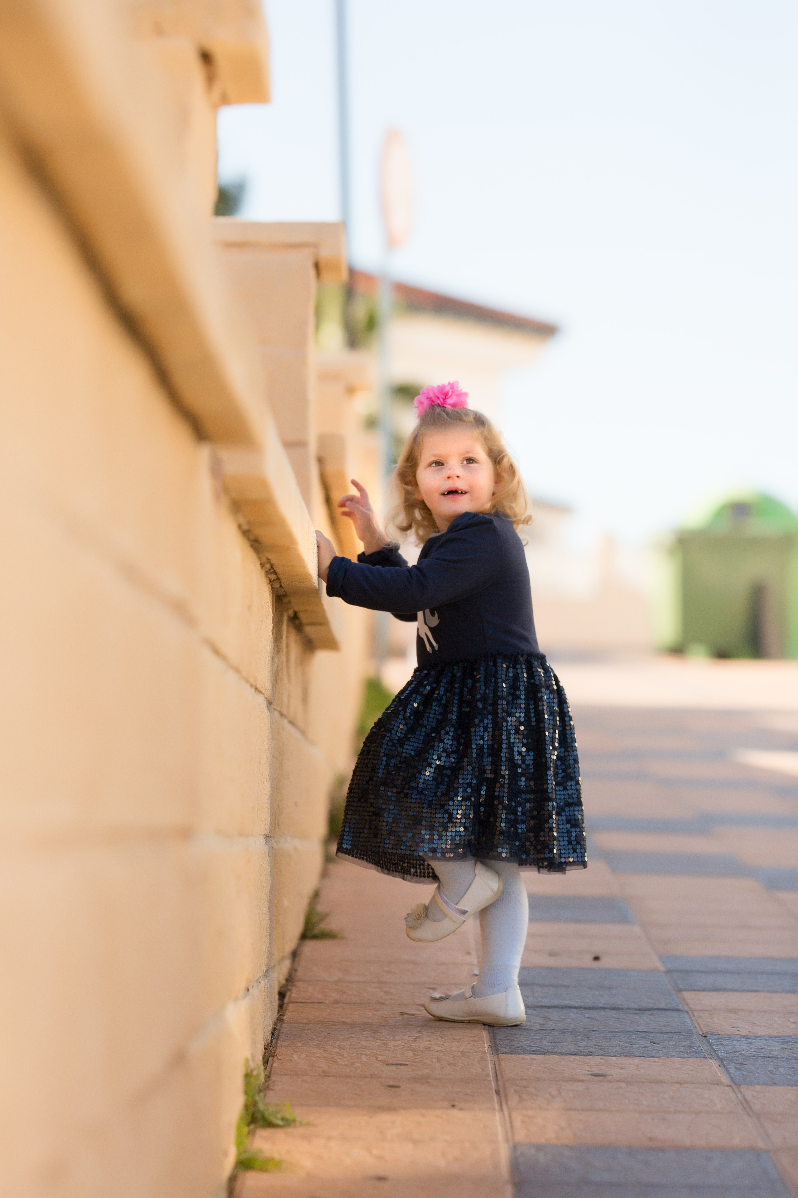 Vera. Family and real state photographer in Haugesund Dina Vikra