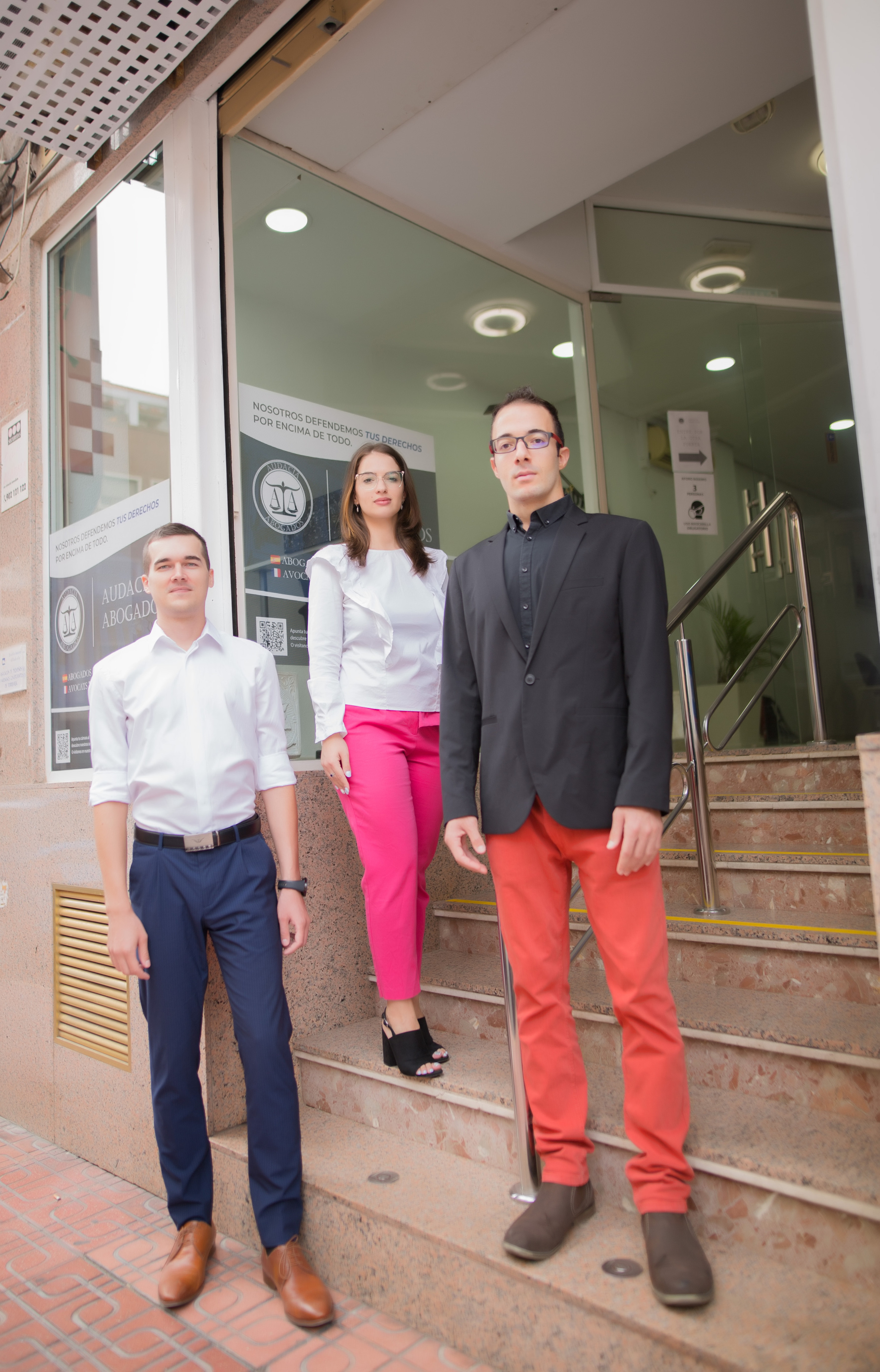 Lawyer. Family and real state photographer in Haugesund Dina Vikra